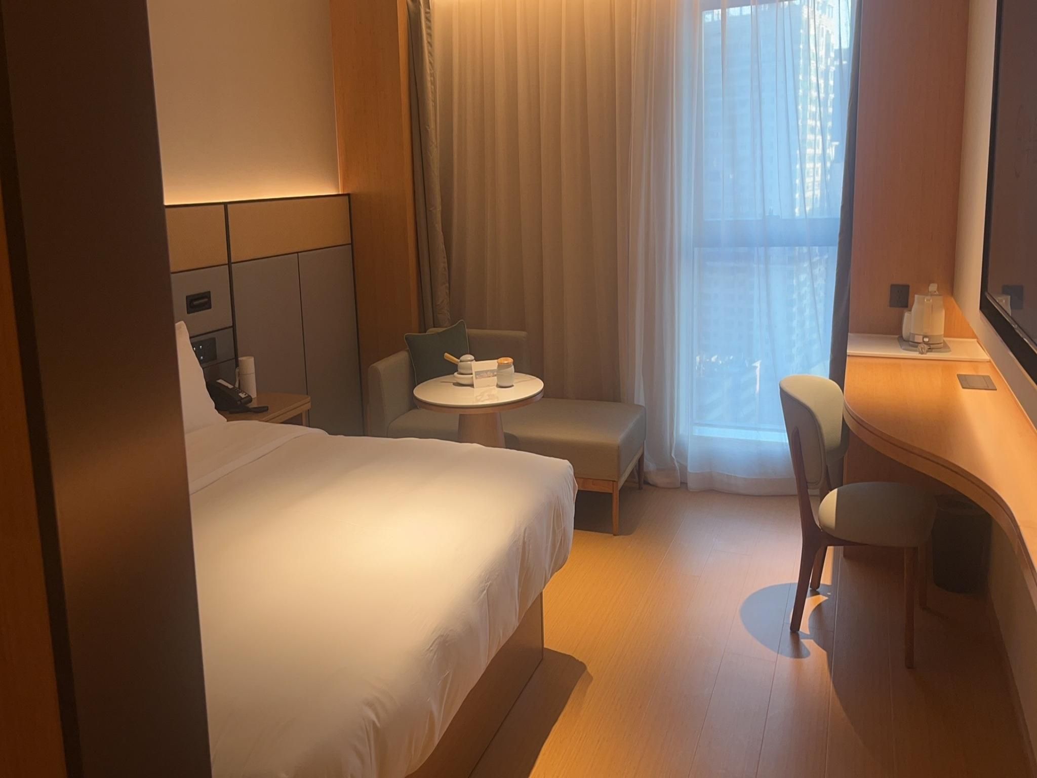 Huazhu - Deluxe Suite