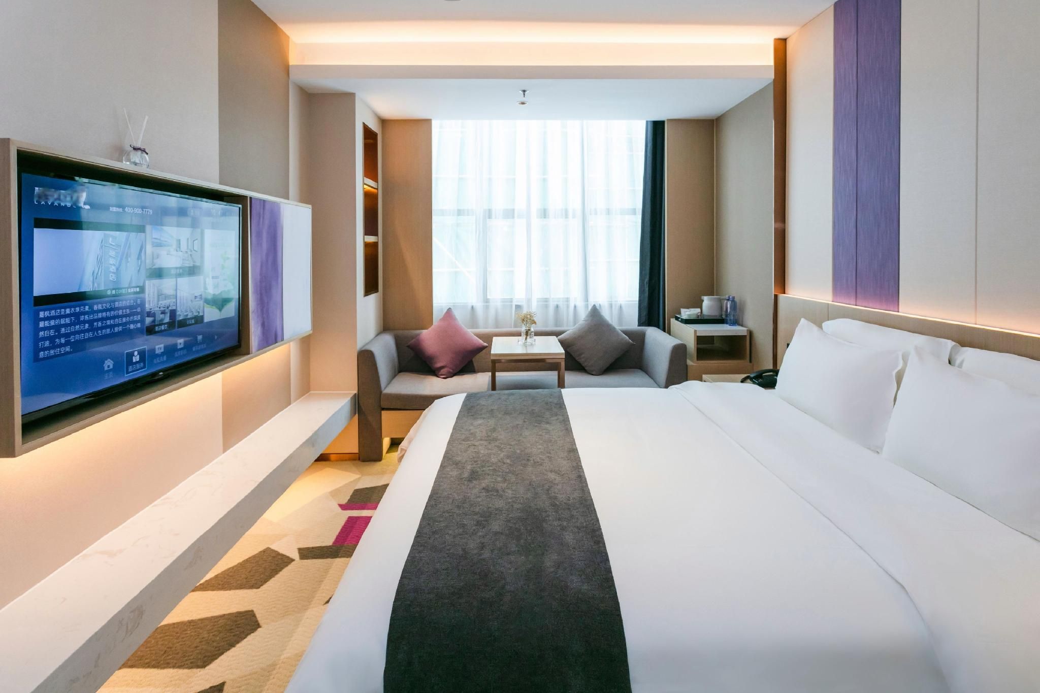 WH - Deluxe Bed Room