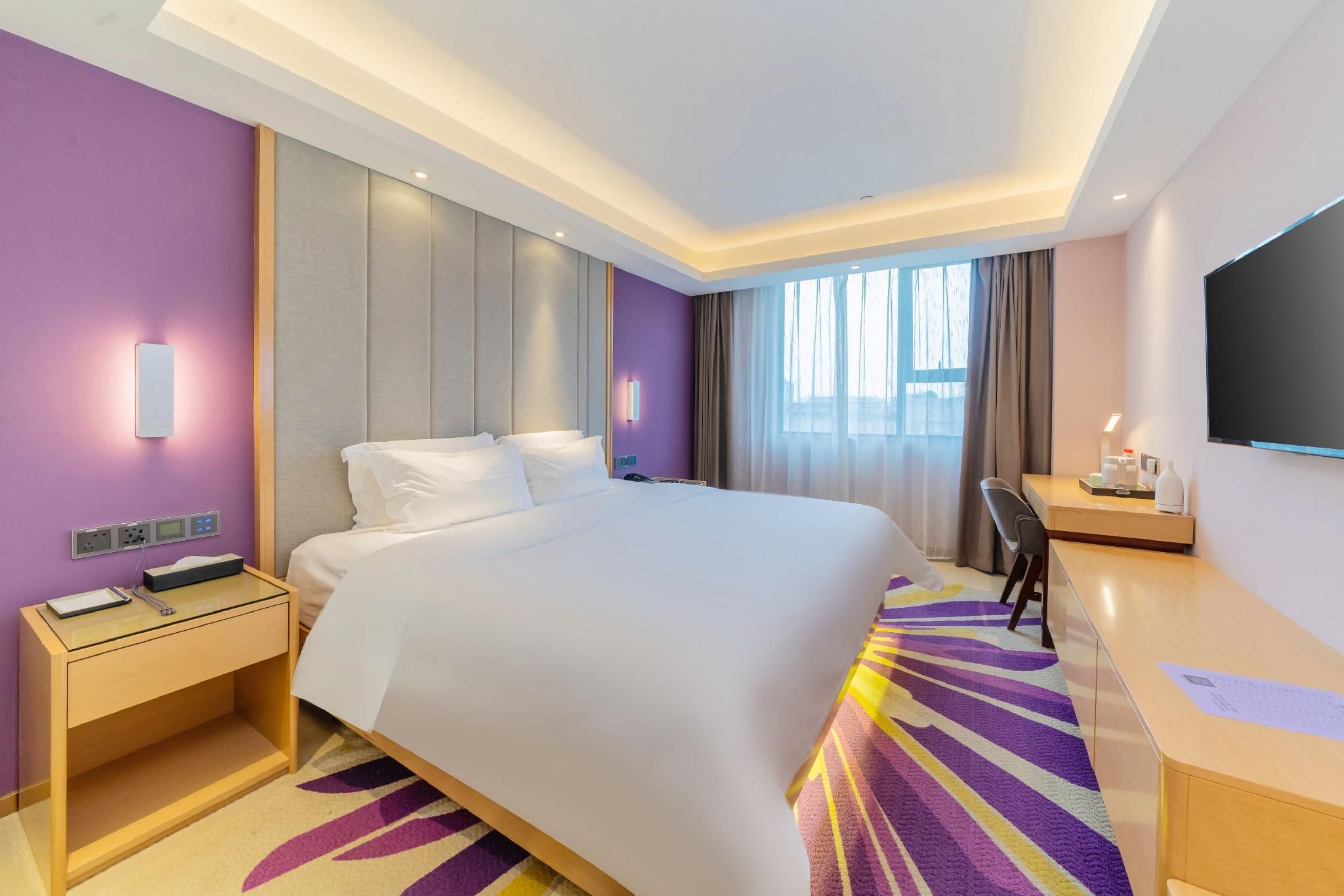 WH - Deluxe Bed Room