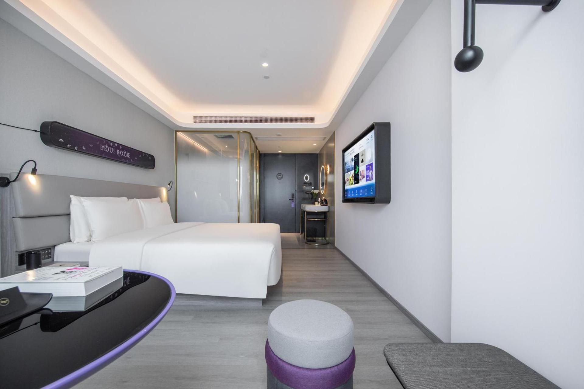 Super Double Room