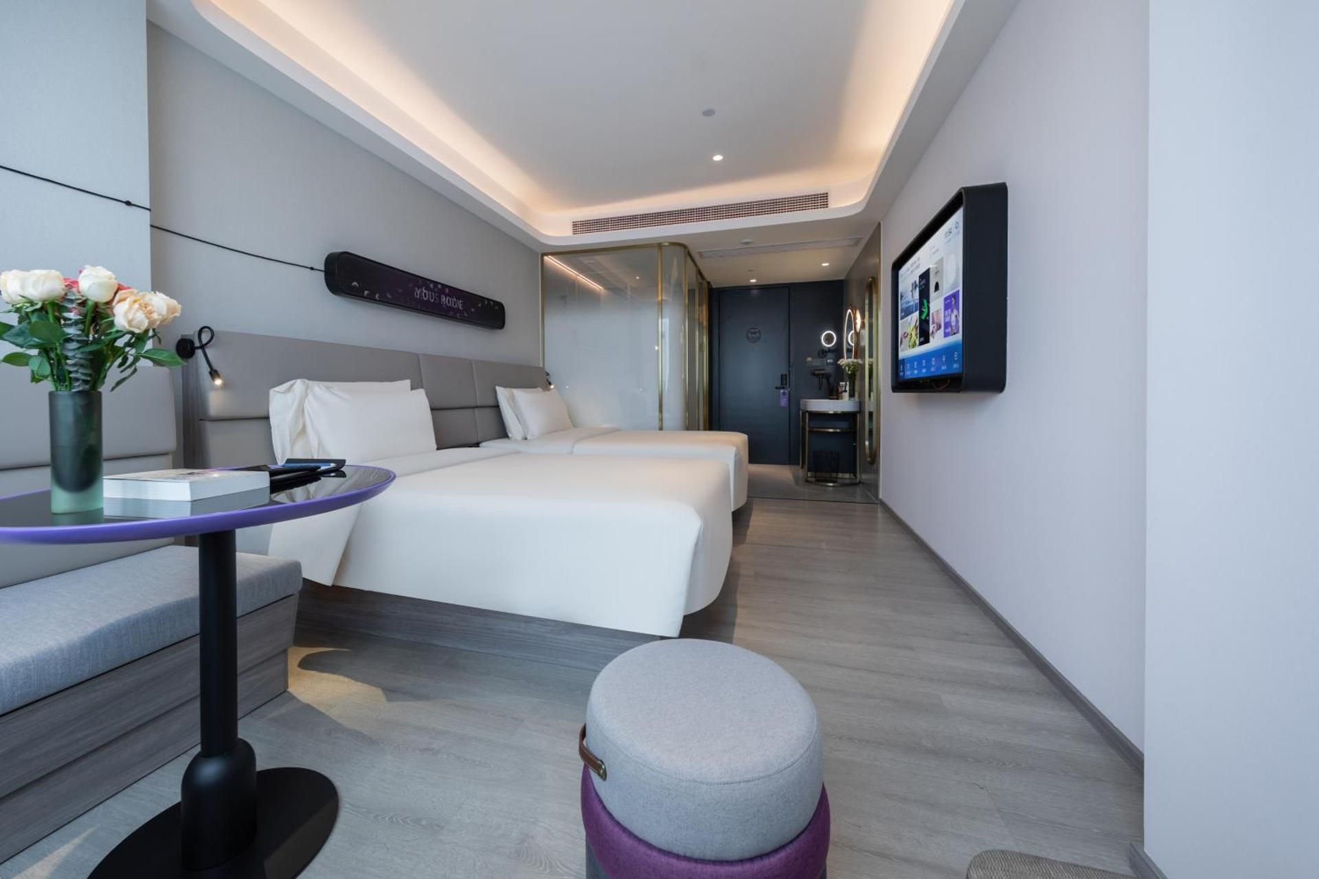 Super Twin Room
