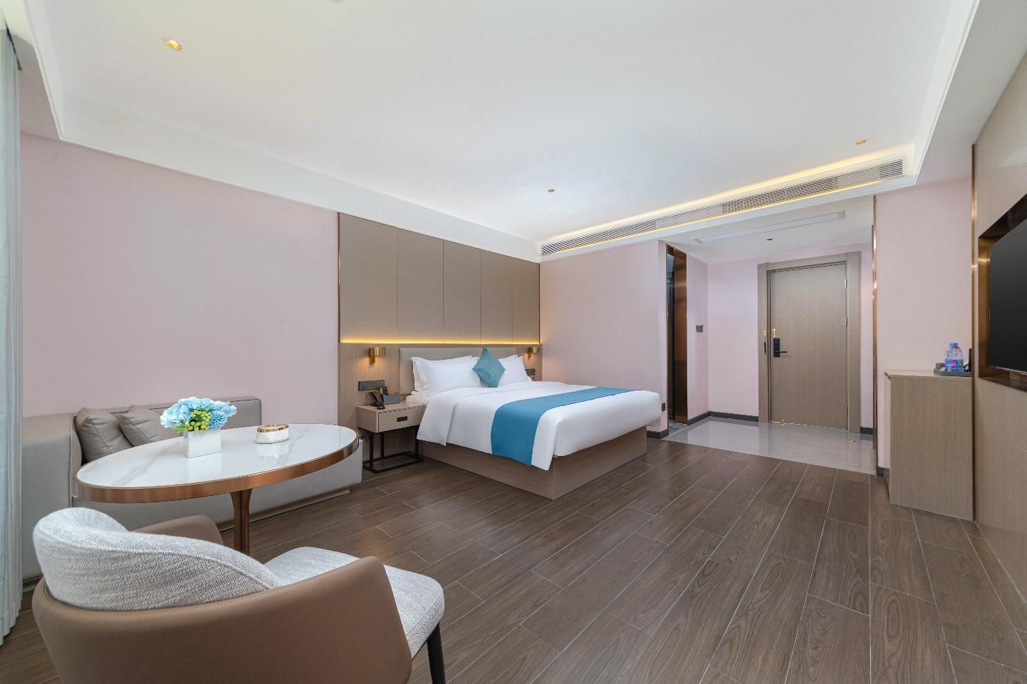 Dossen - Deluxe Bed Room
