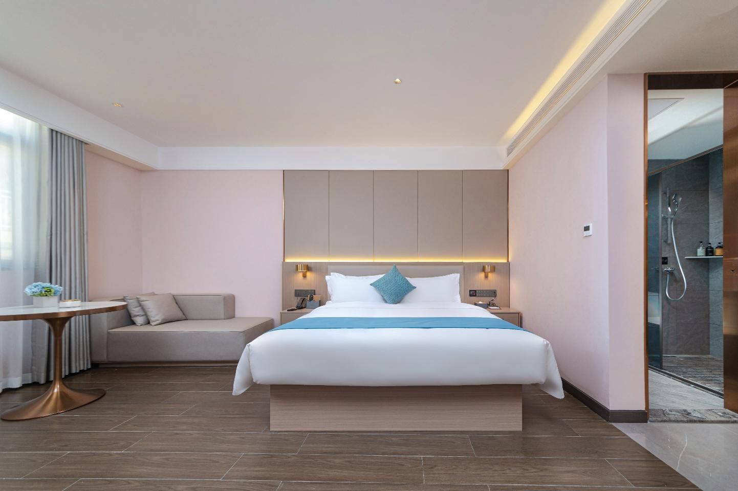 Dossen - Deluxe Bed Room