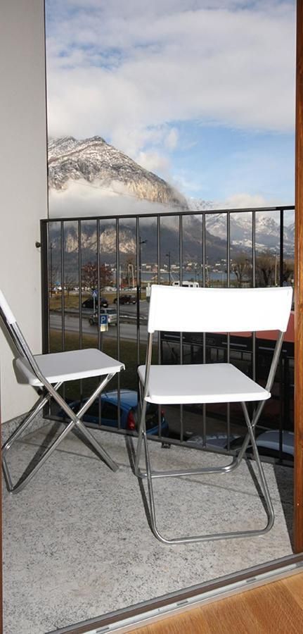 Two-Bedroom Apartment - Via Parè 23