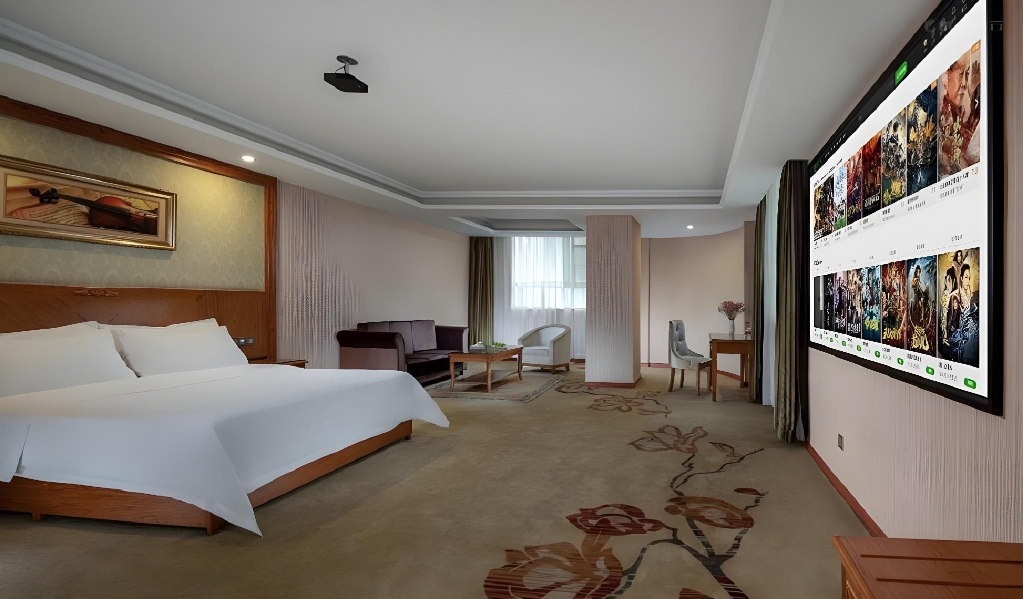 Vienna - Romance Themed Bed Room