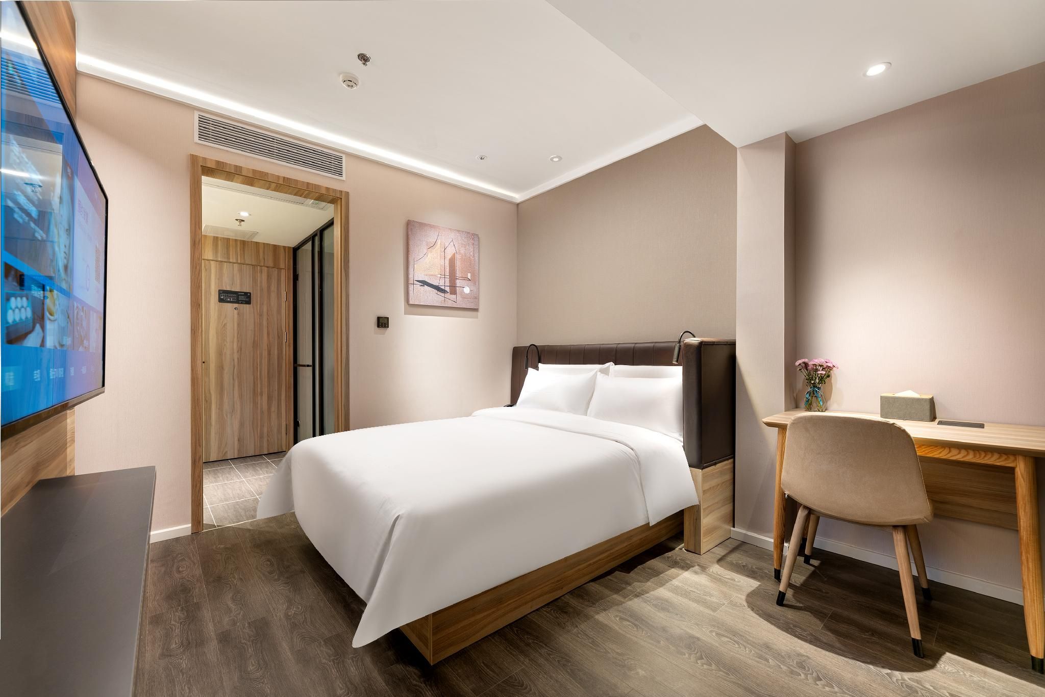 Business Queen Bed Room