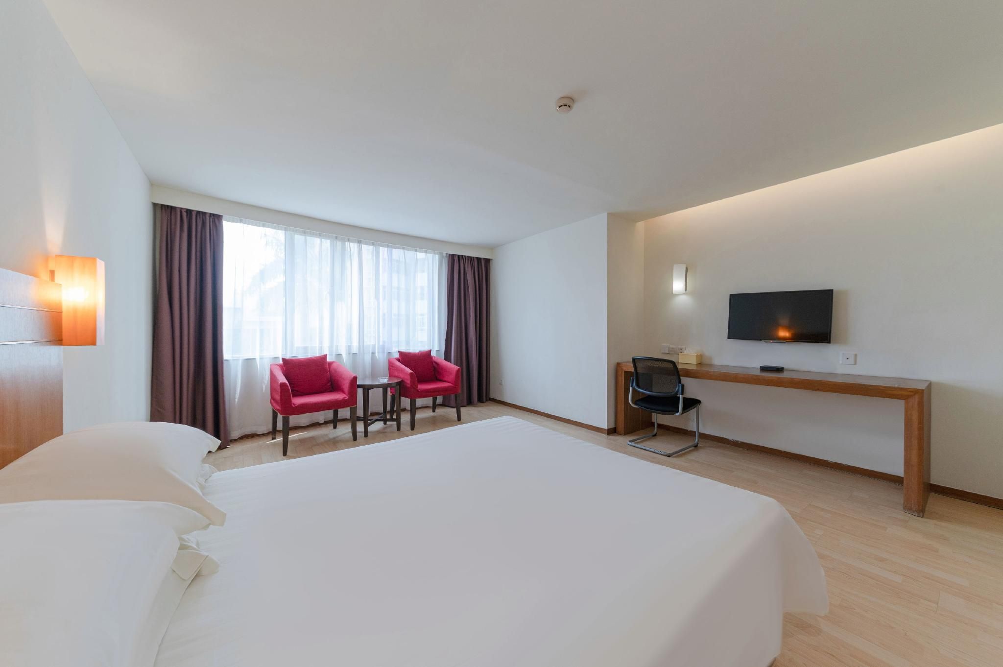 WH - Superior Bed Room