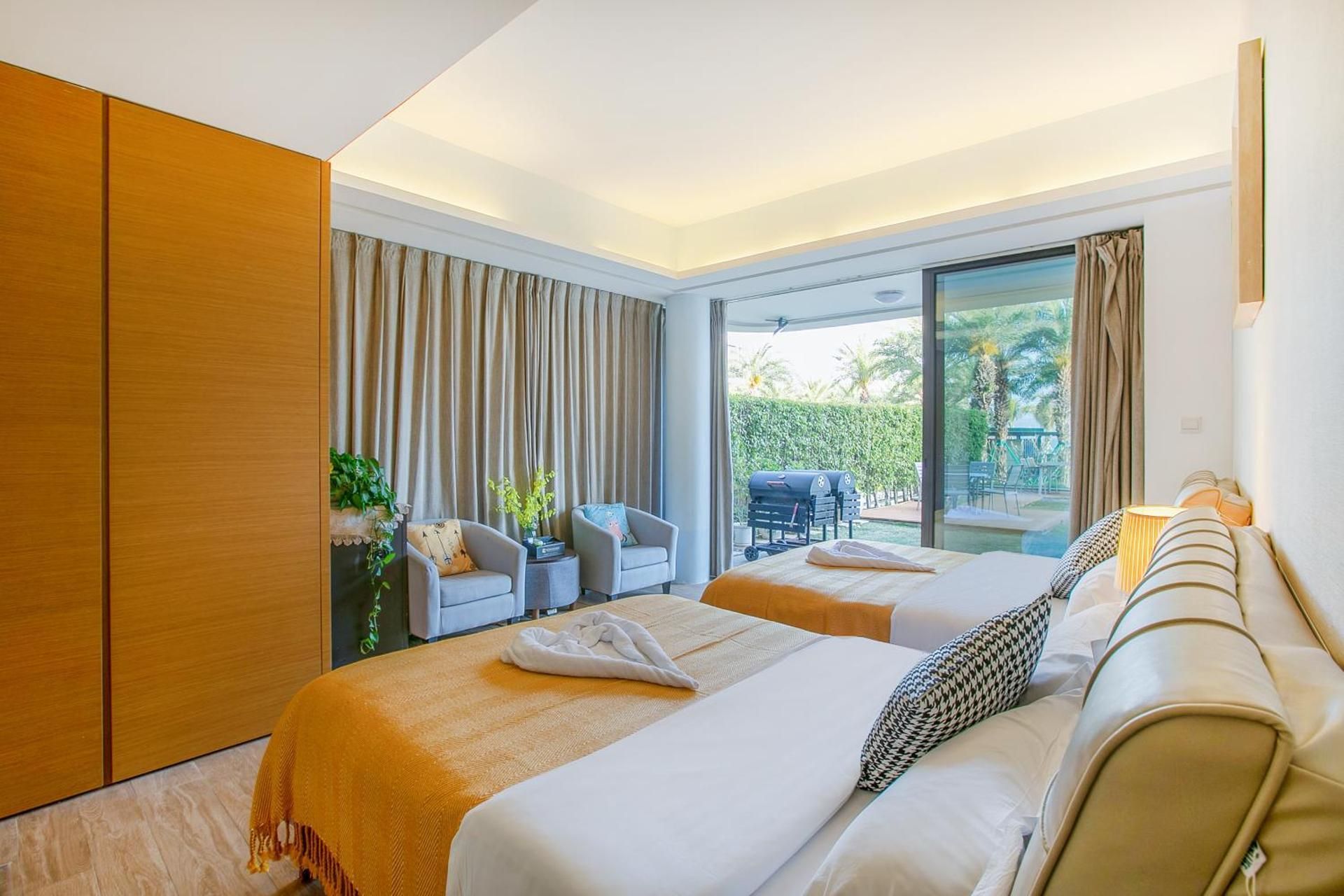 Three-Bedroom Apartment with Sea View