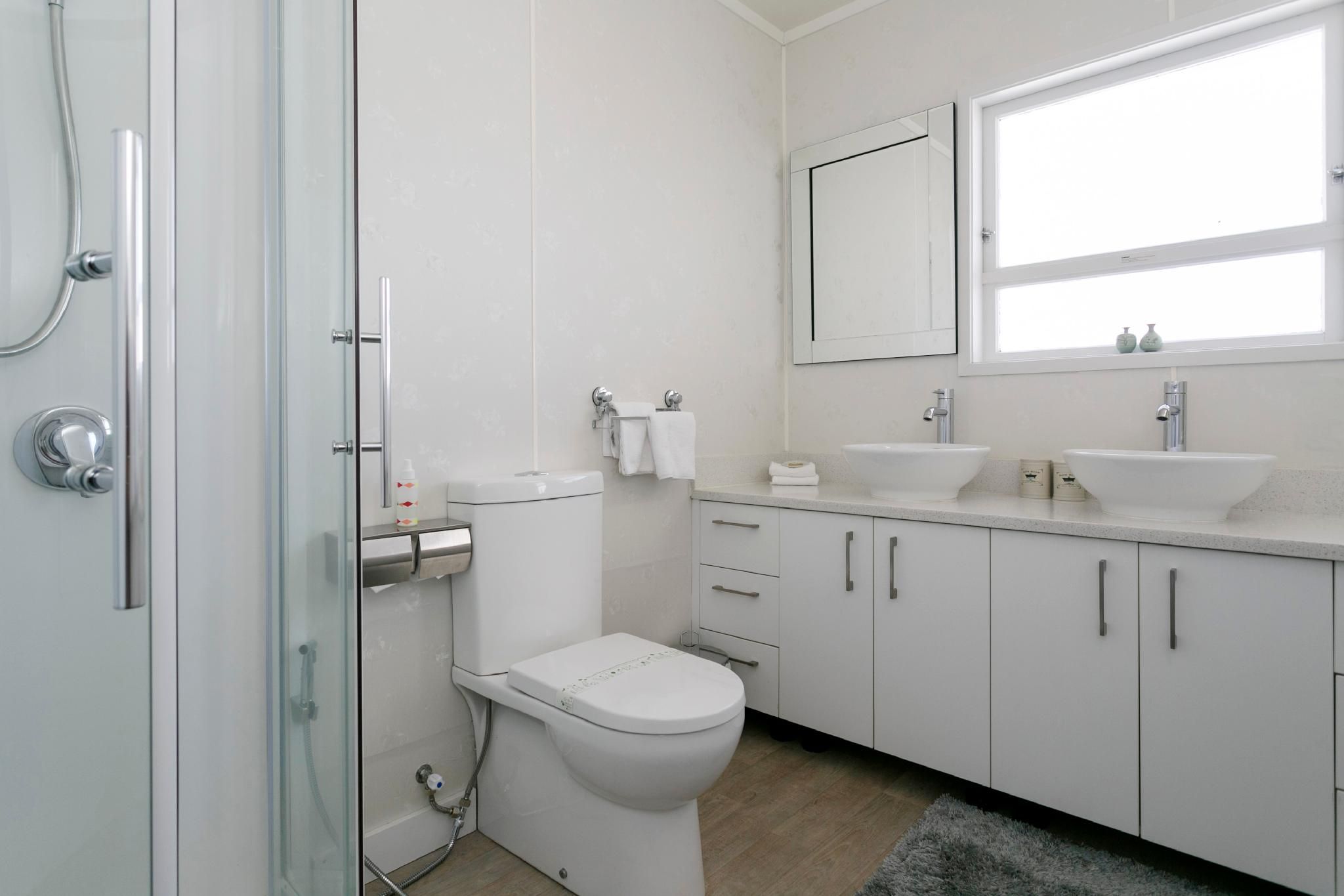 2 Bedroom with 1 Bathroom Apartment