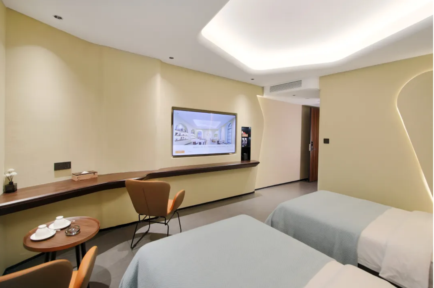 2 Bed Twin Superior Room