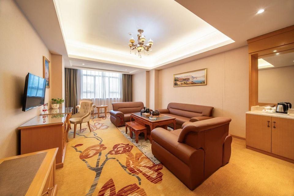 Vienna Hotel Guangdong Huizhou Huiyang Sanhe Square Vienna - Deluxe Suite 2