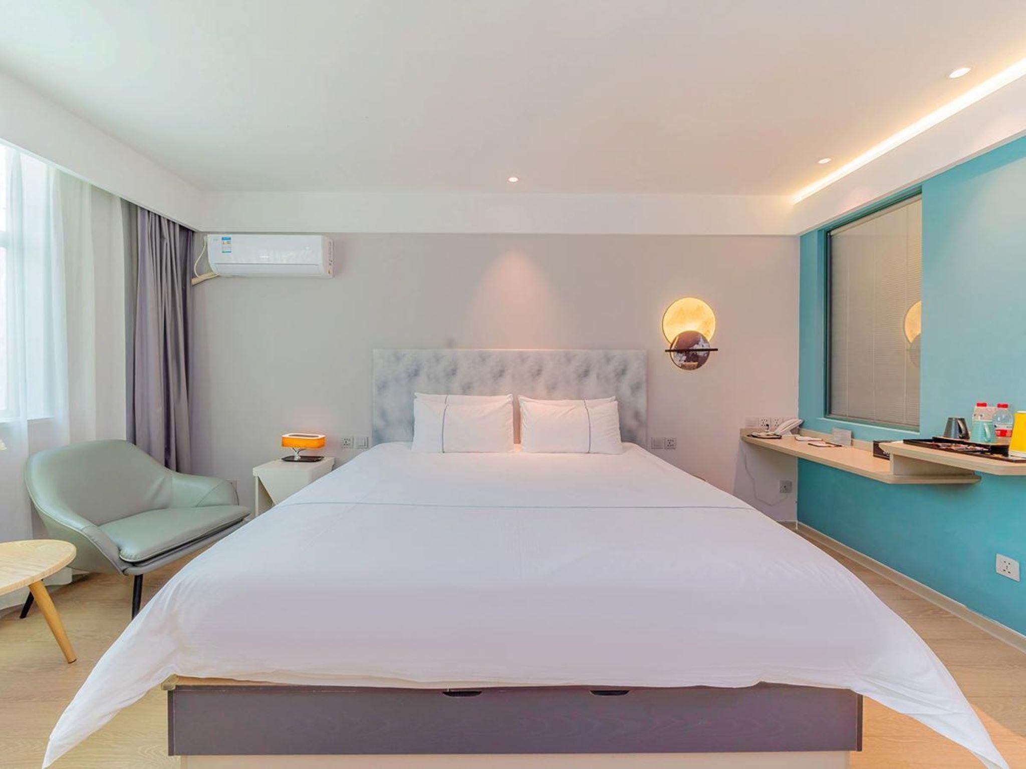 Magnotel - Destress Yushi Bed Room