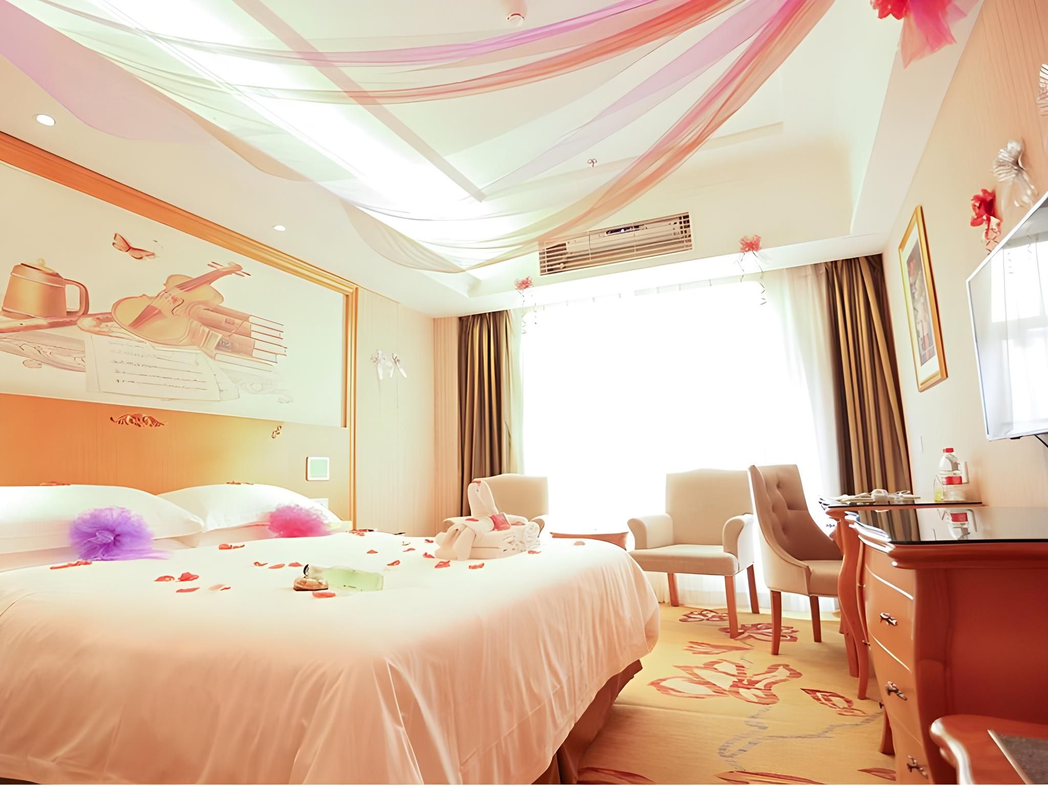 Vienna - Romance Themed Bed Room