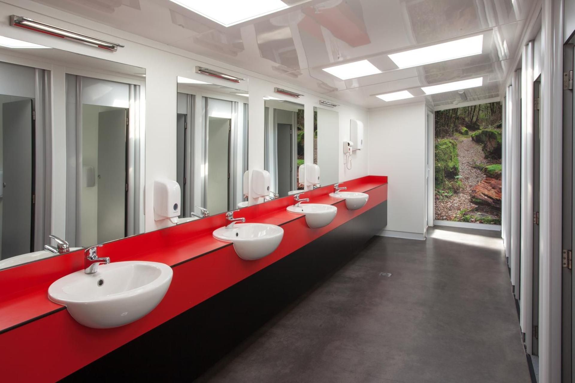 Basic Double Room with Shared Bathroom