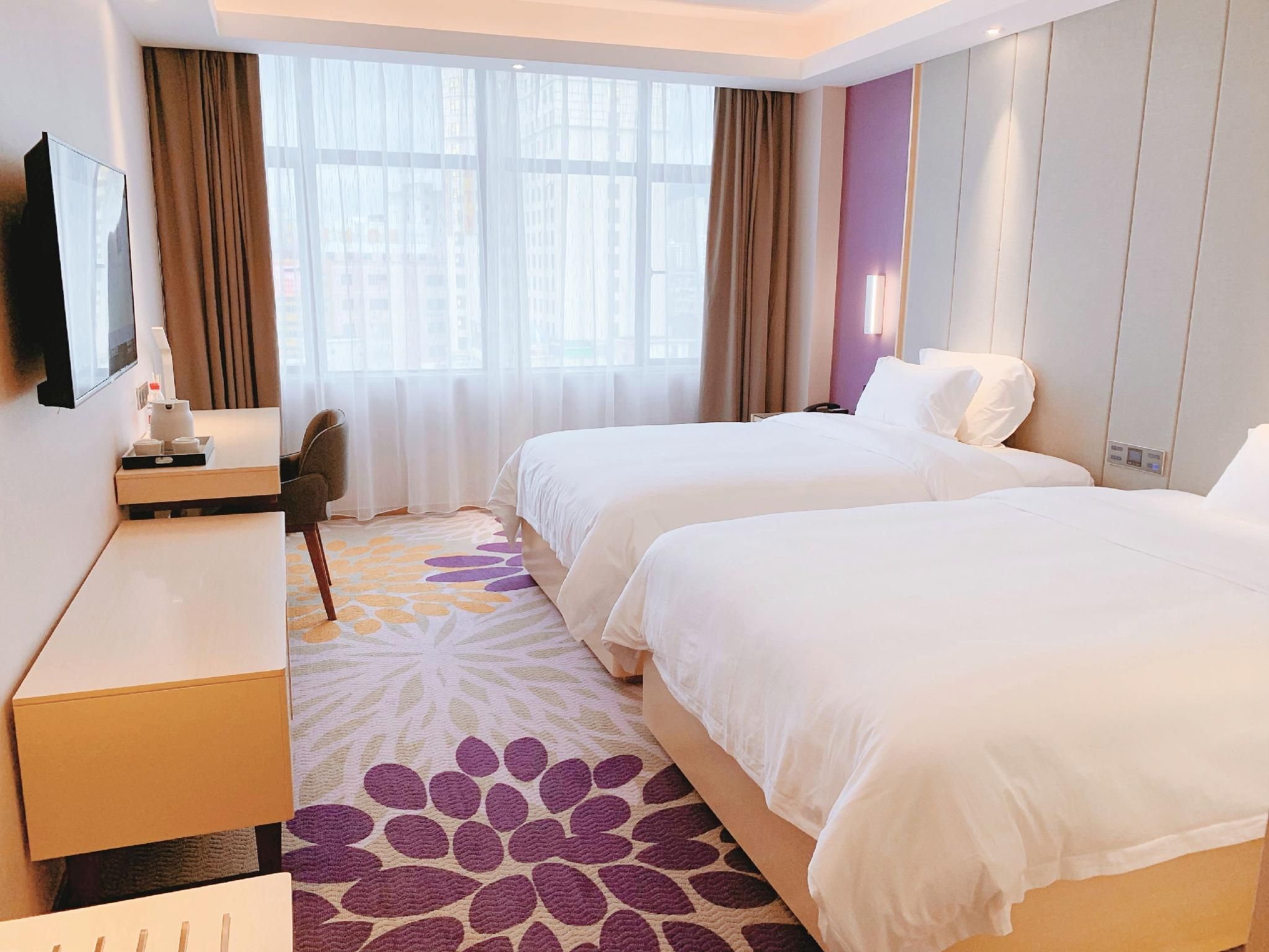 Twin Deluxe Room