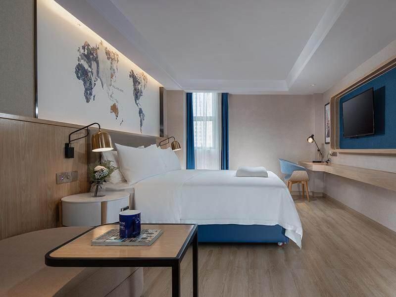 WH -Light Enjoyment Bed Room
