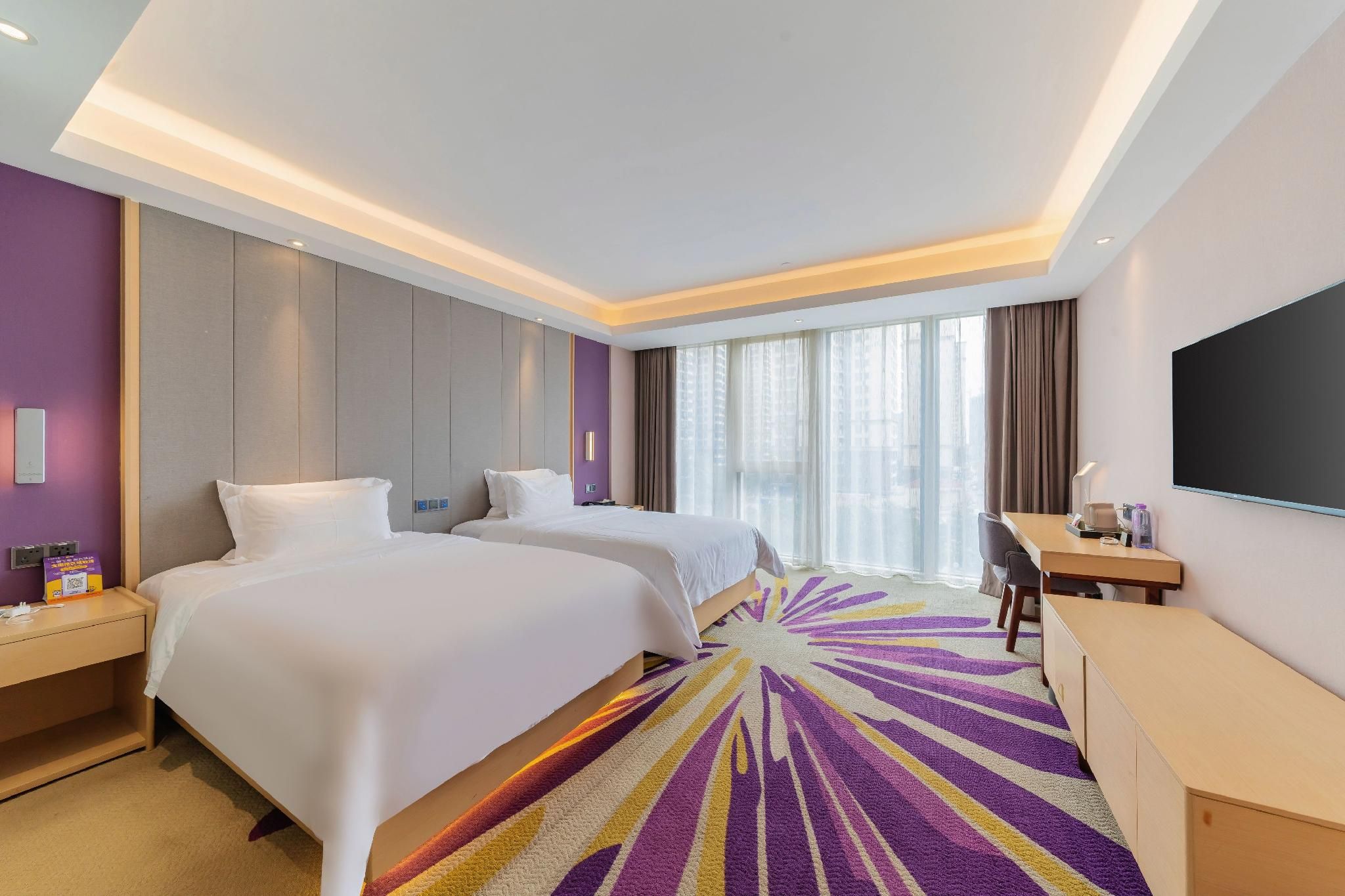 WH - Deluxe Bed Room