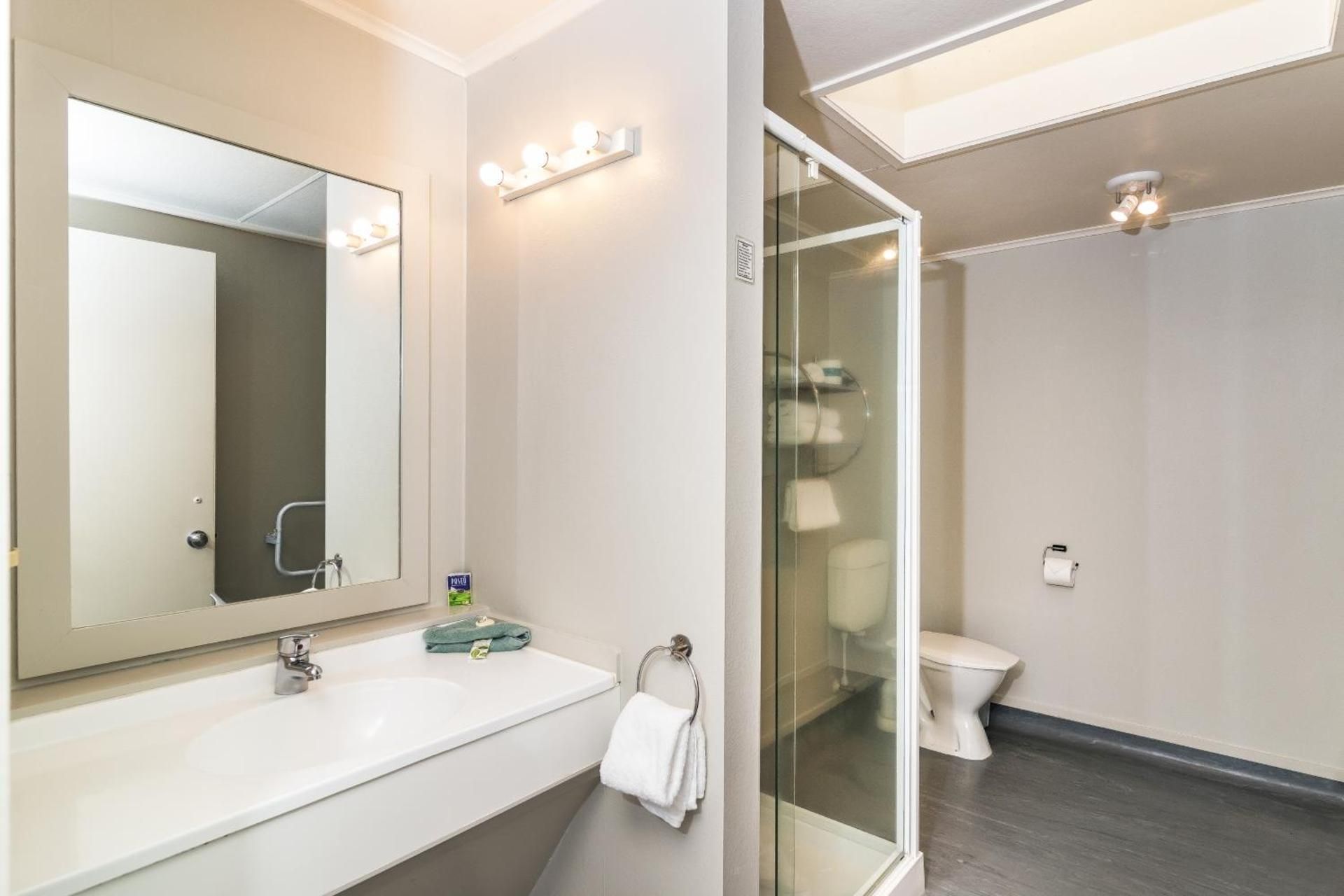 Studio with Mineral Spa Pool