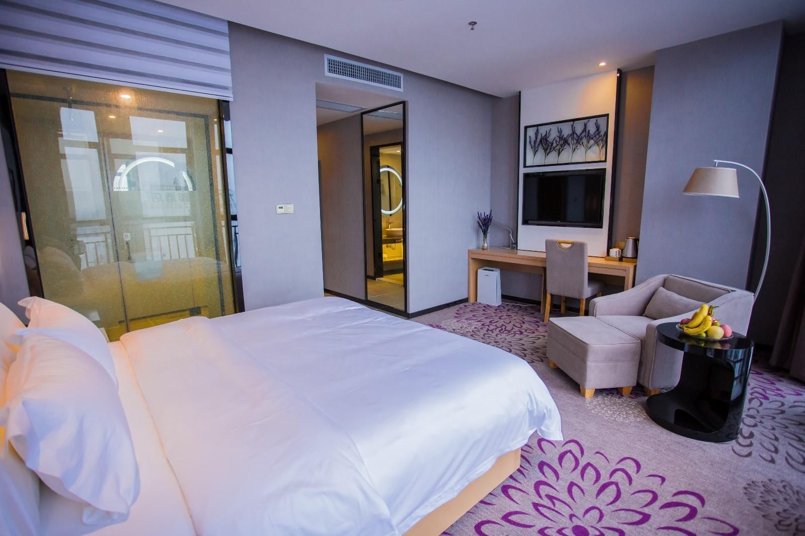 WH - 1 Bed Room with View