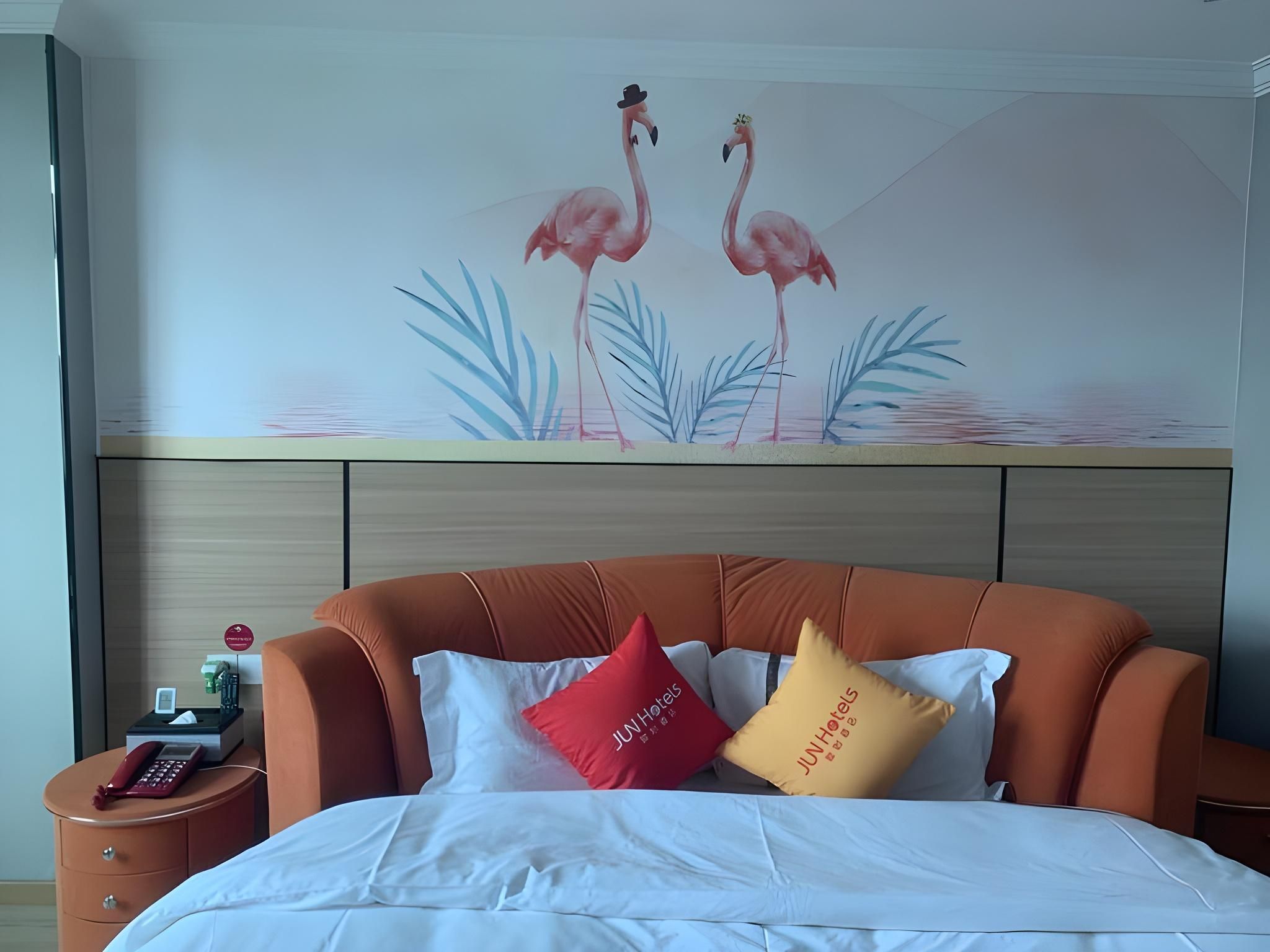 Custom Round Bed Room