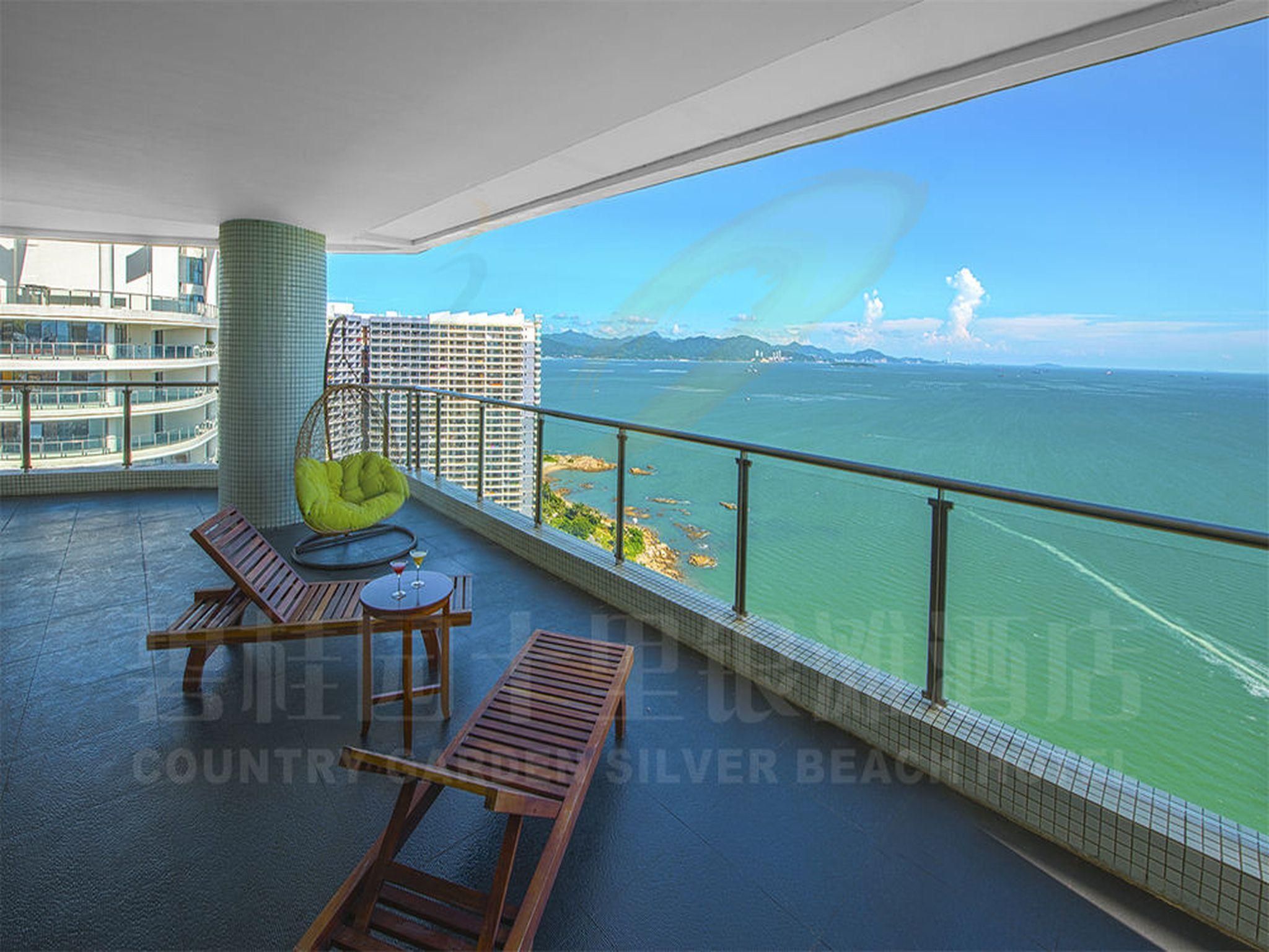 Deluxe Suite with 270 Degree Panoramic Sea View