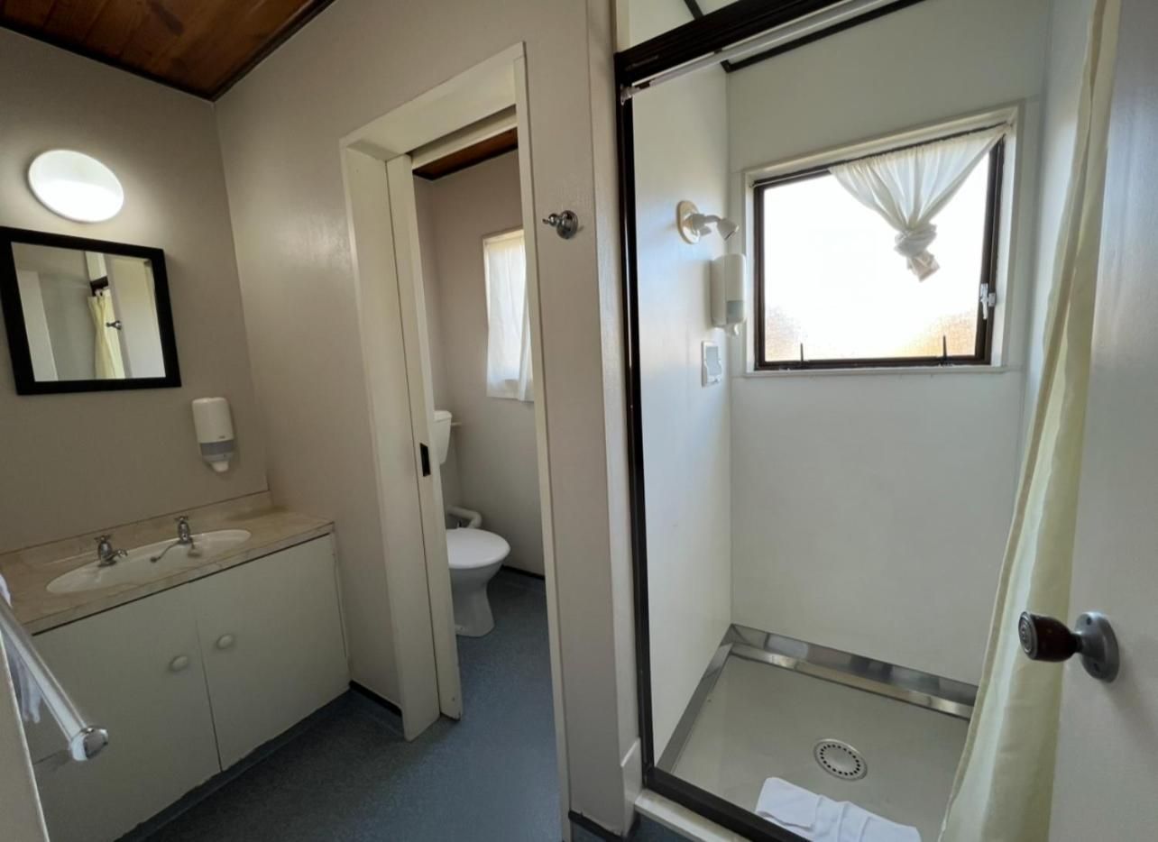 Two-Bedroom Apartment with Mountain View