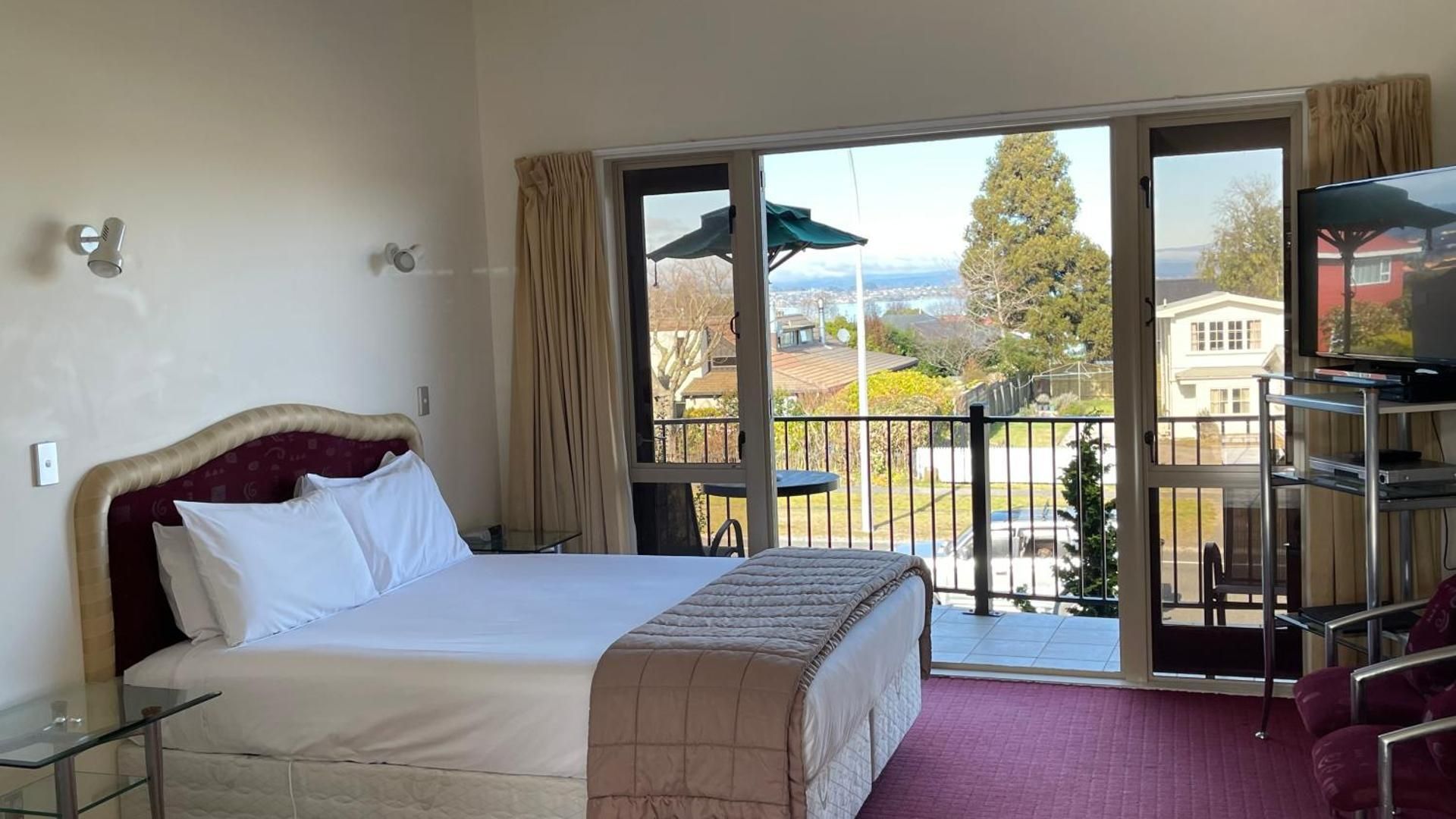 Executive Studio-Adults Only