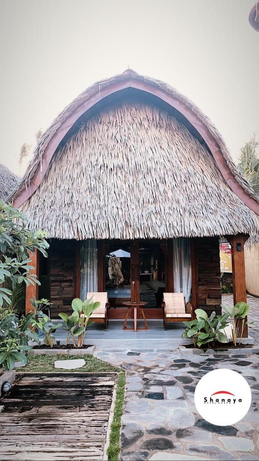 Shanaya Hotel & Cafe