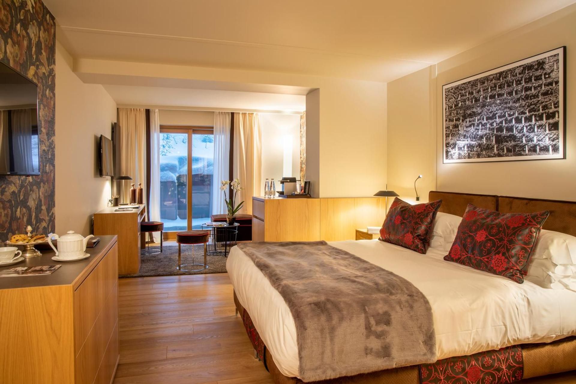 Deluxe Suite