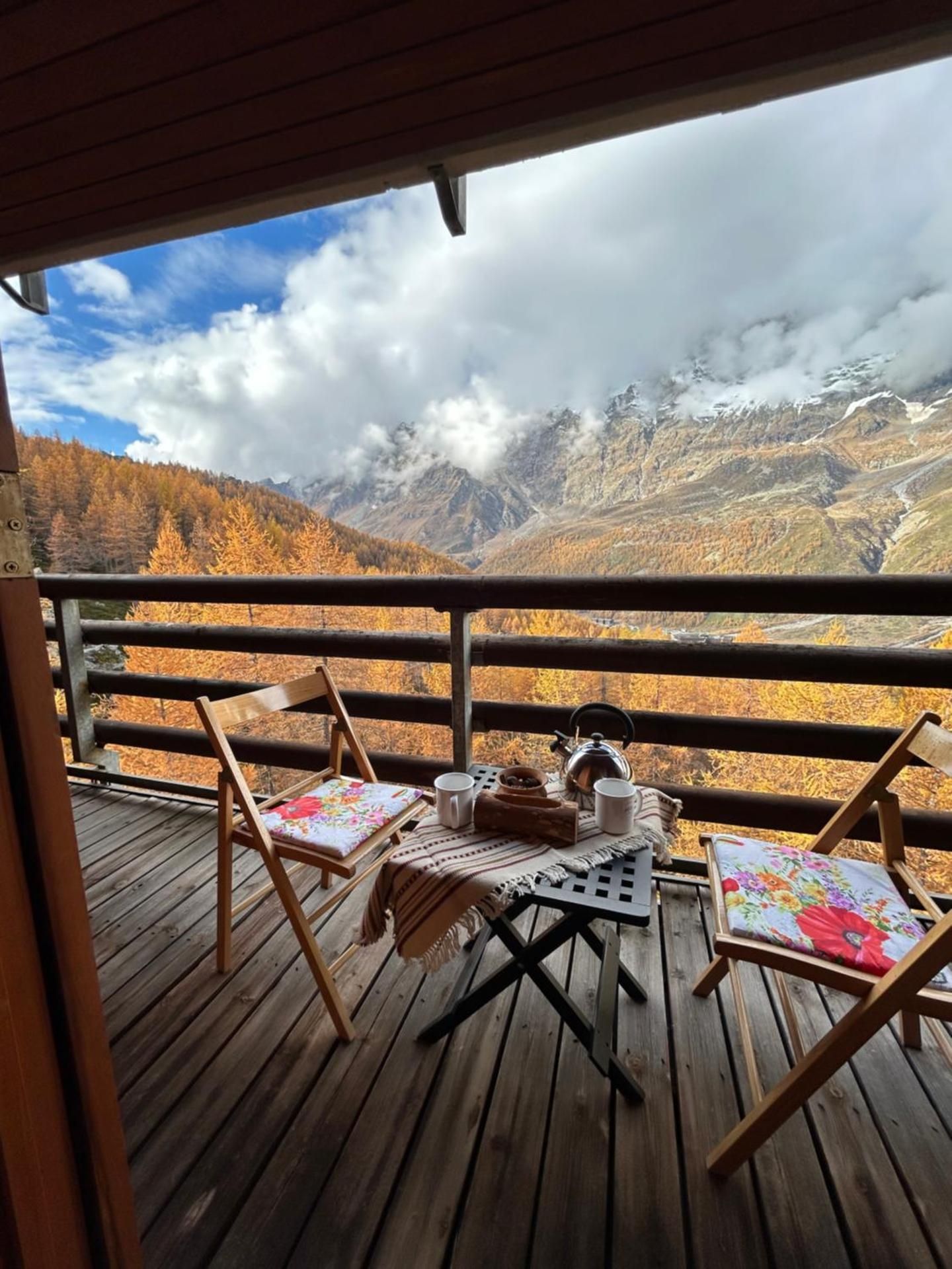 Two-Bedroom Apartment with Balcony - Apartment n.1202