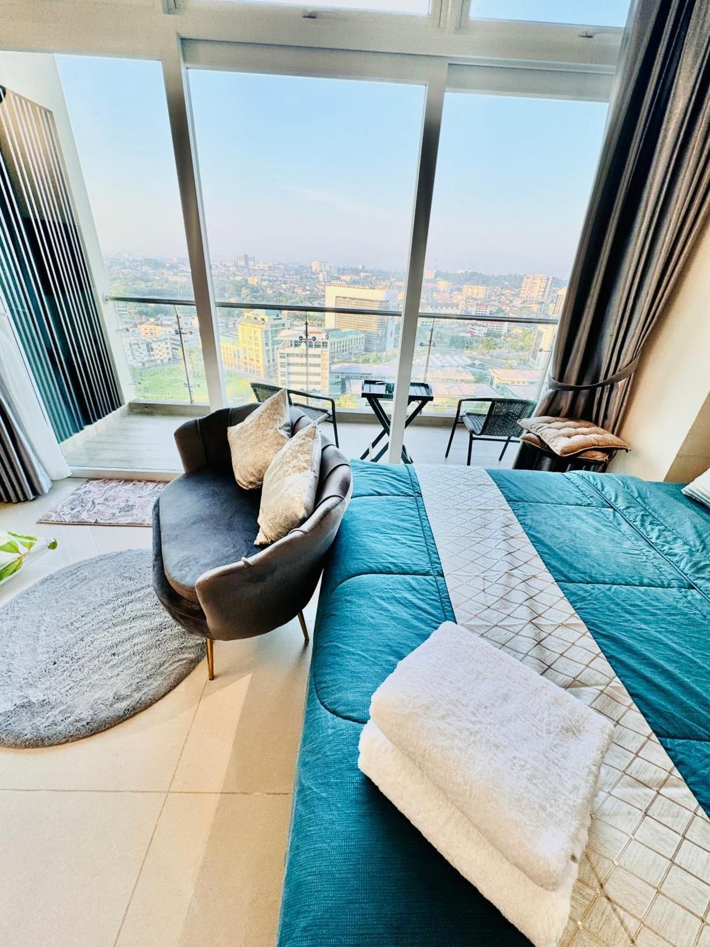Studio Apartment with Balcony