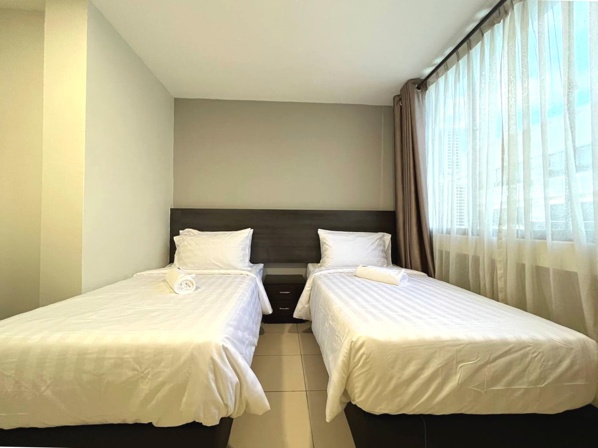 Deluxe Twin Room With Window