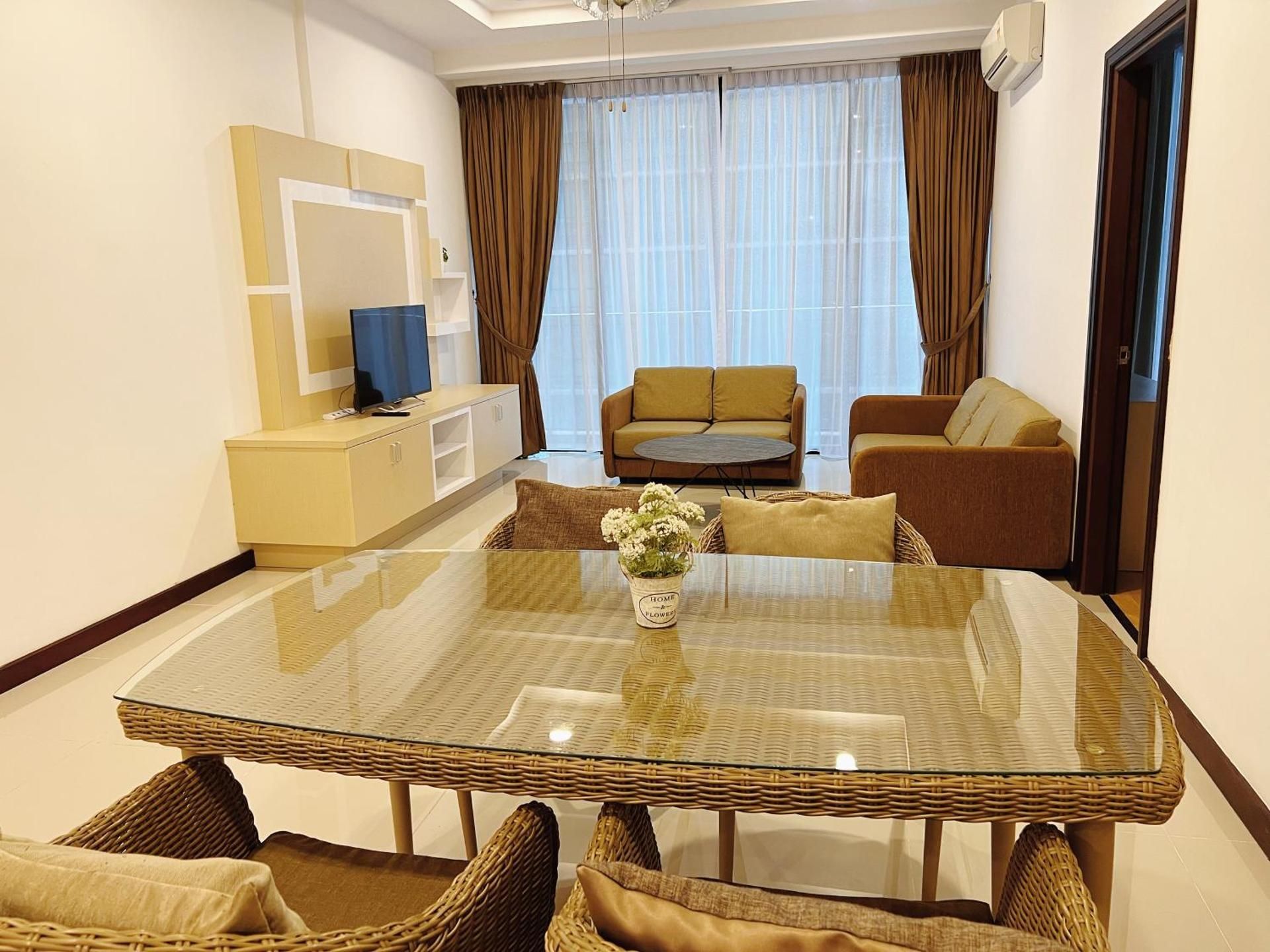 Deluxe Apartment