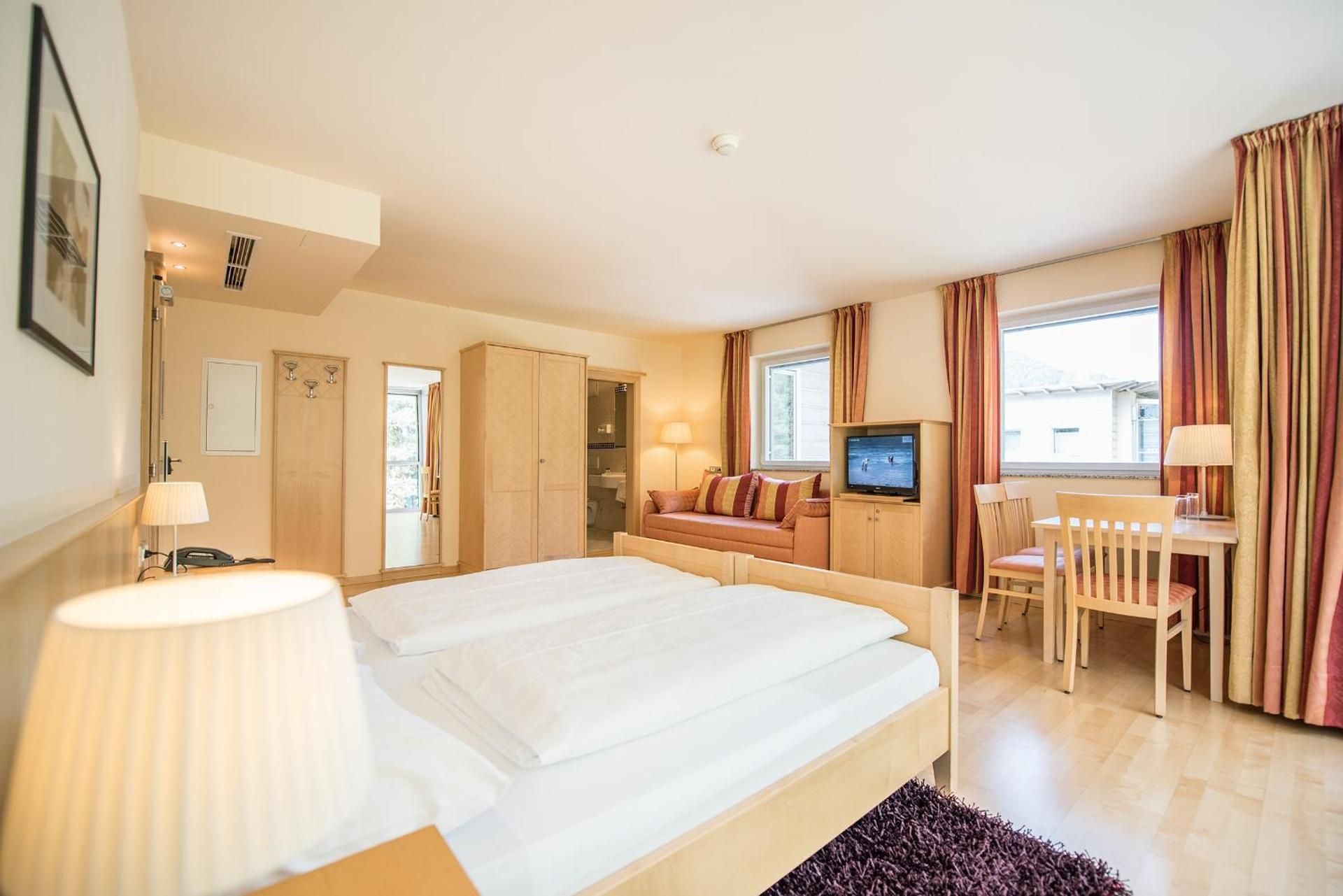 Triple Room with Private Bathroom