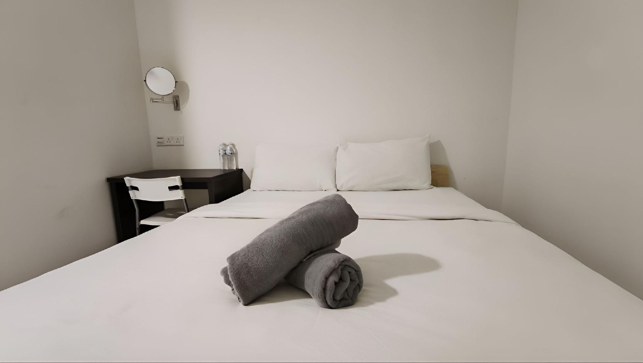 2 Bedroom