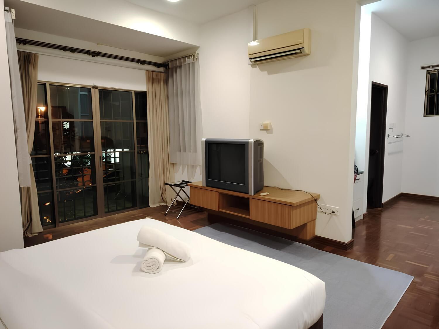 Entire 4 Room - Bed Private - Mixed