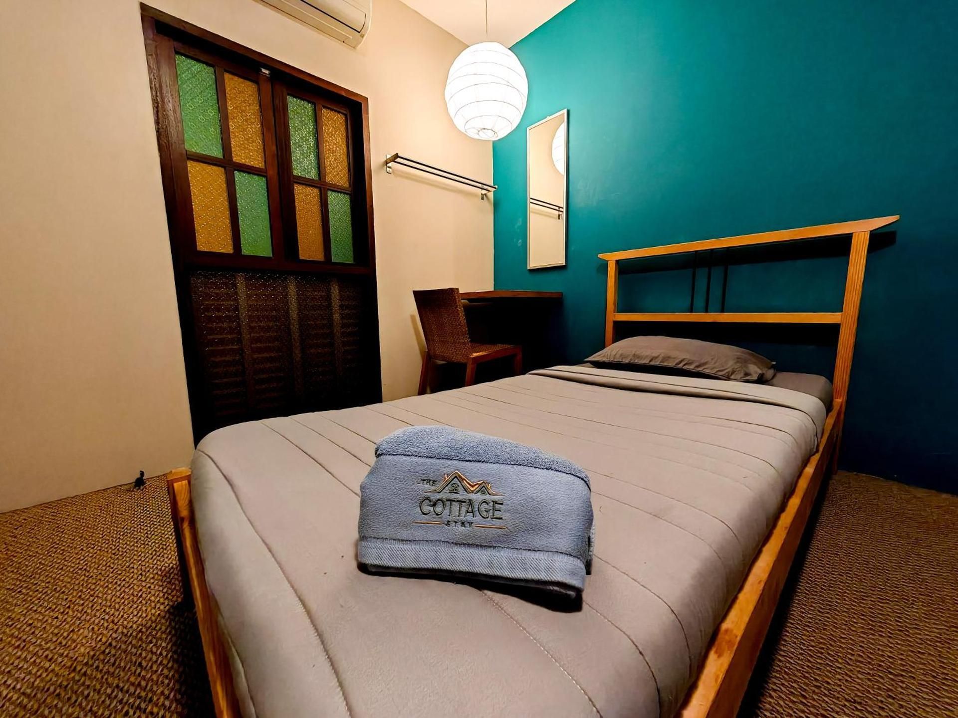Economy Triple Room with Shared Bathroom