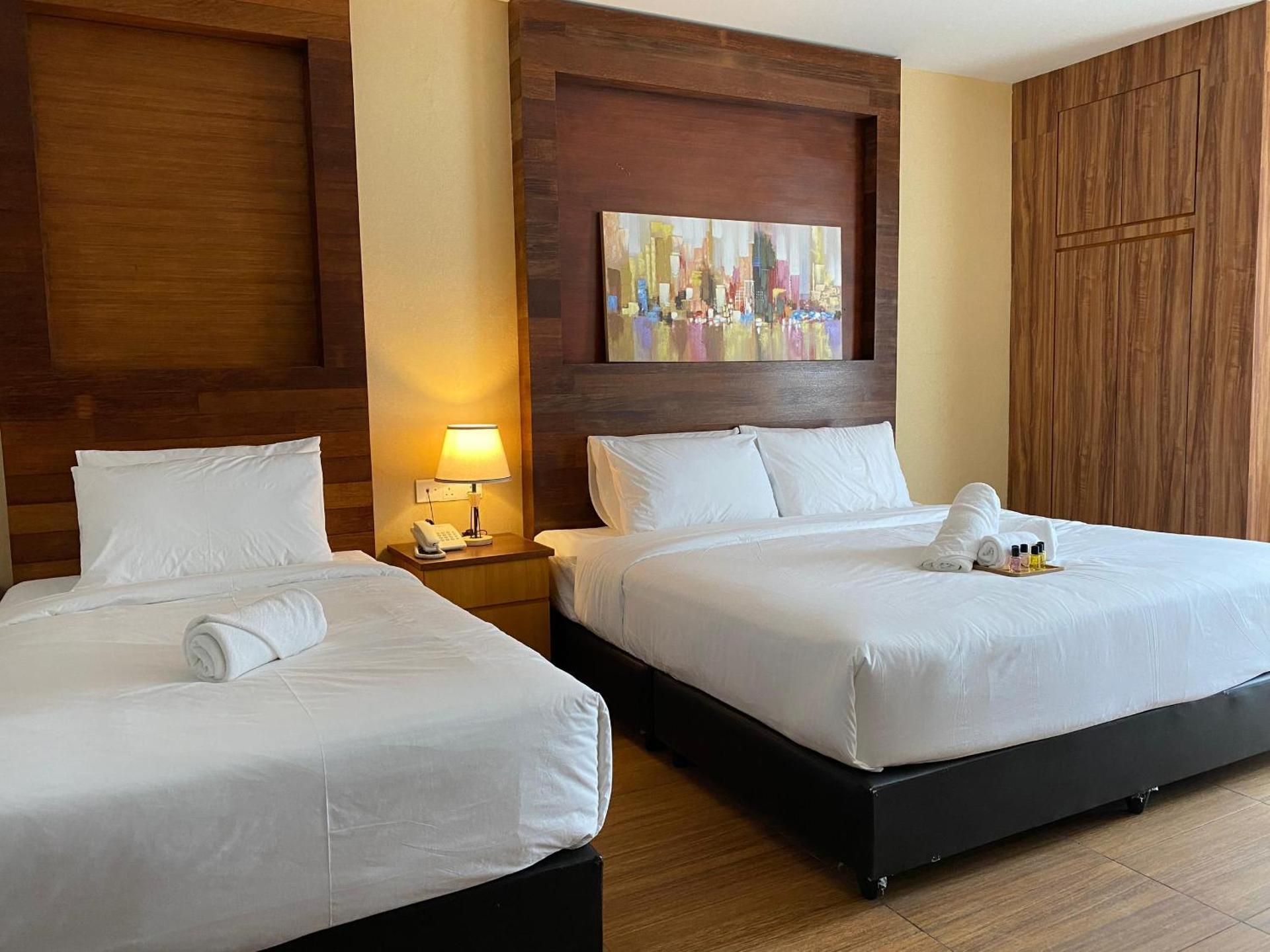 Deluxe Family Room