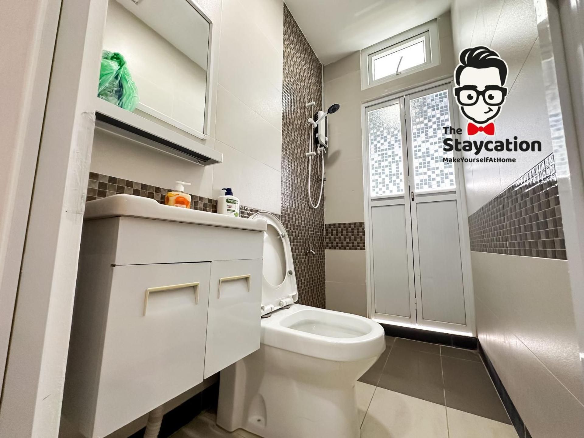 Three-Bedroom Deluxe Apartment