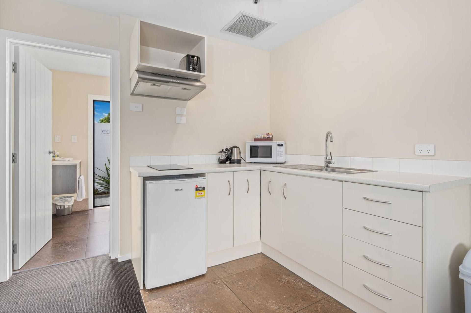 Deluxe One Bedroom with Spa