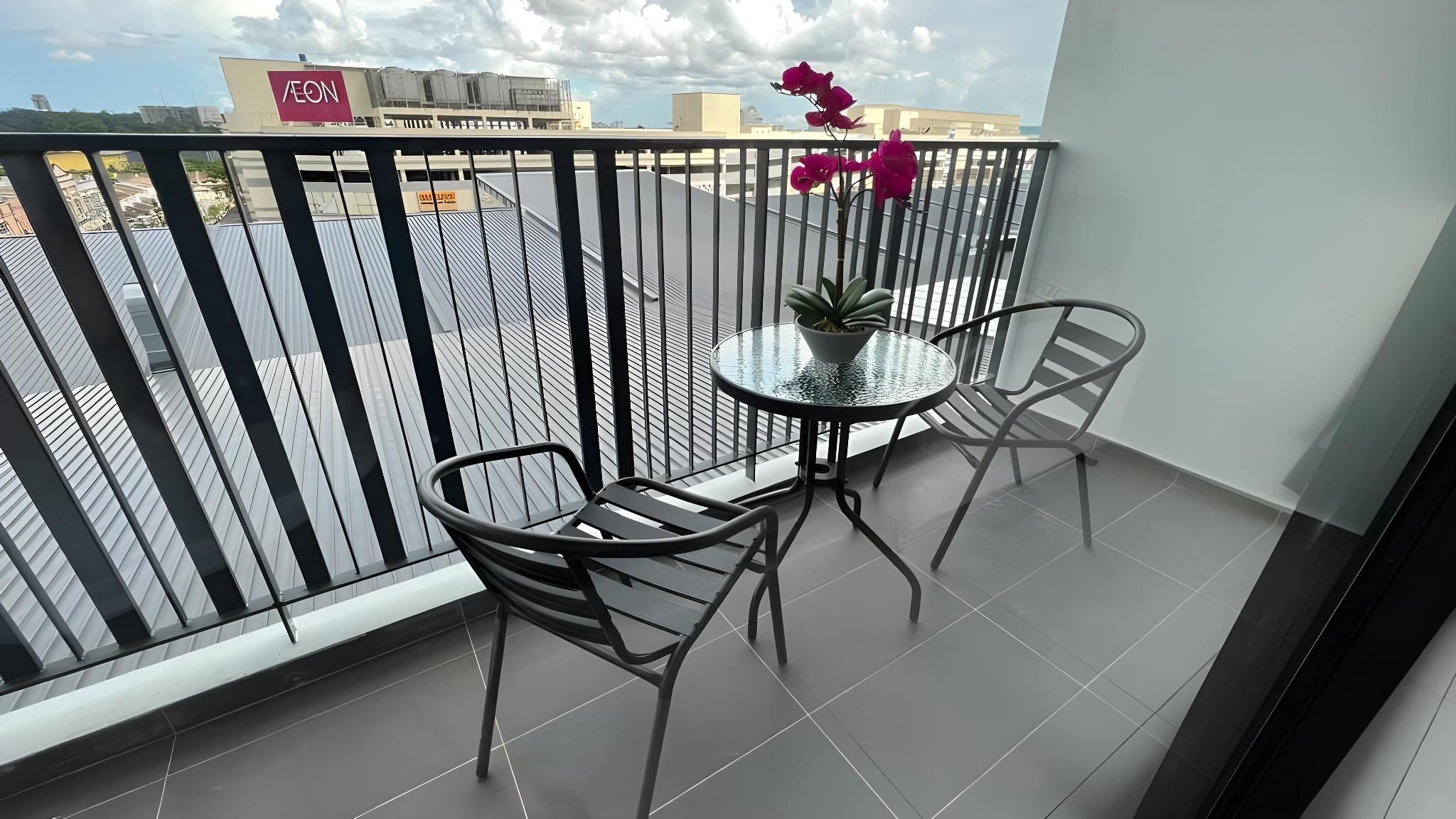 balcony/terrace