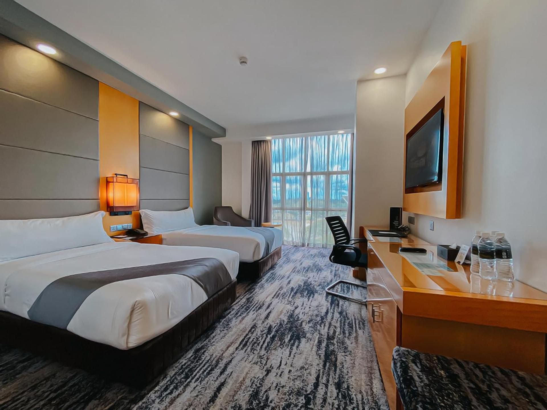 Club Floor Twin Room
