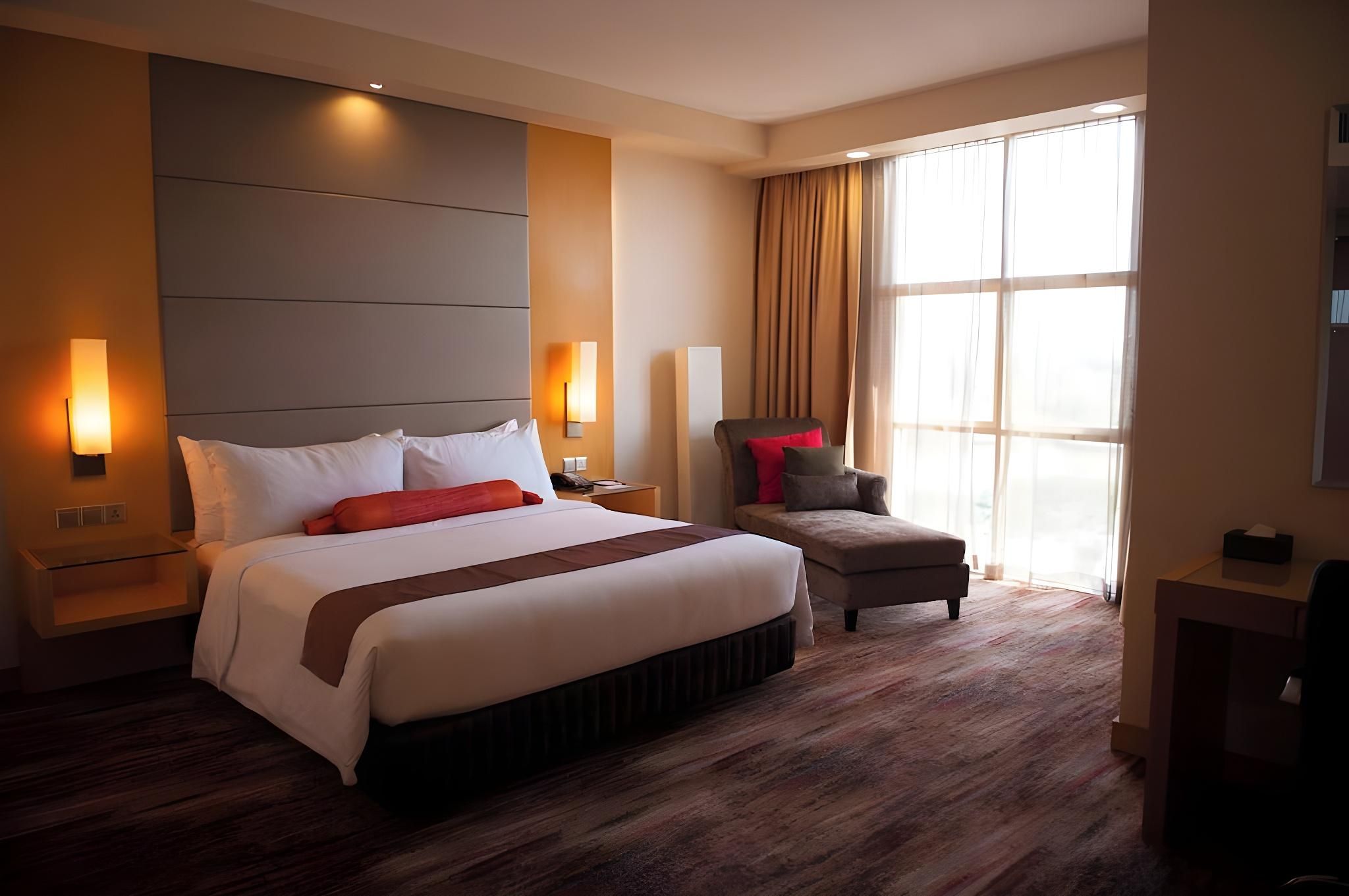 Junior King Suite
