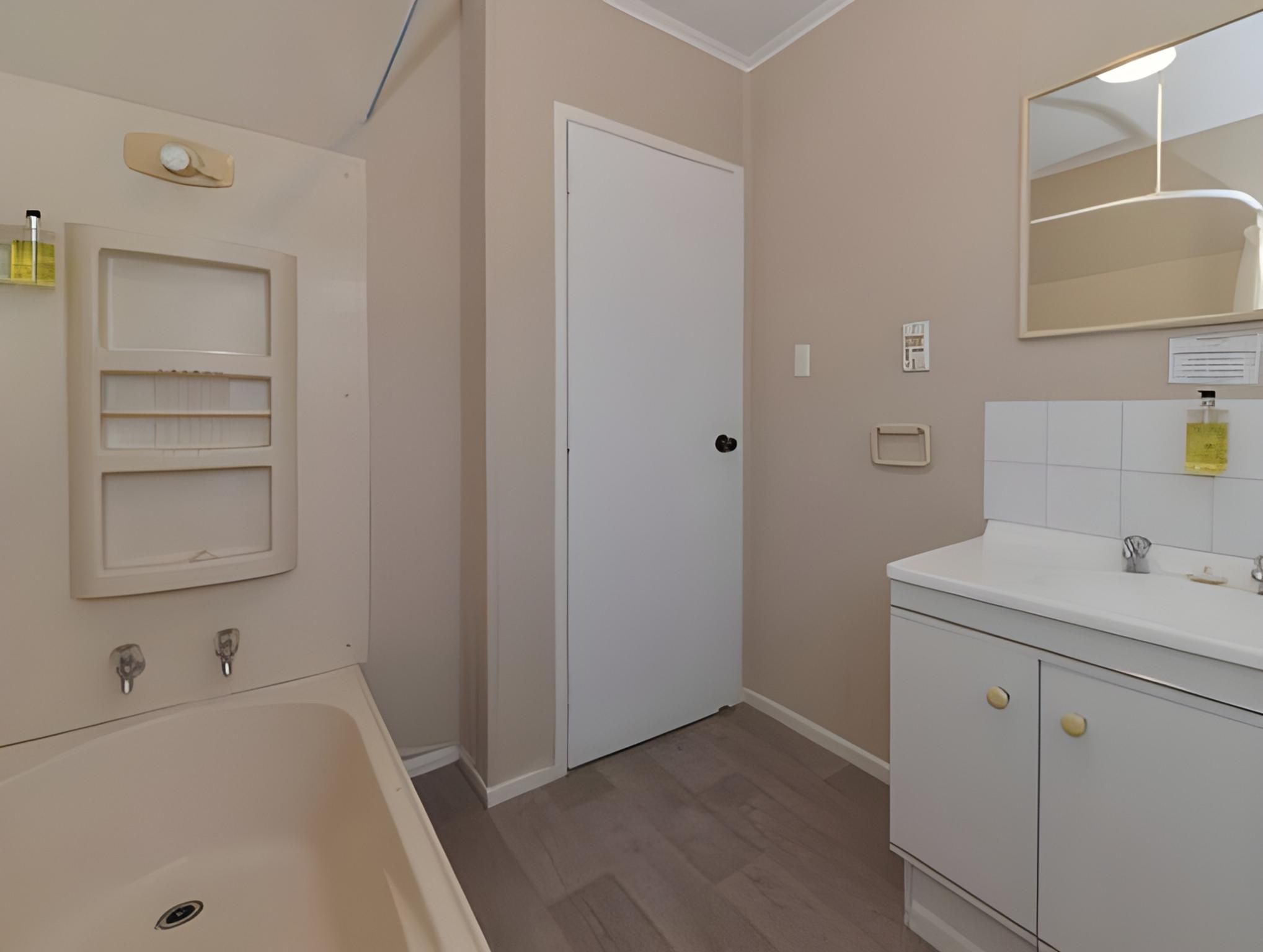 2 Bedroom Bungalow