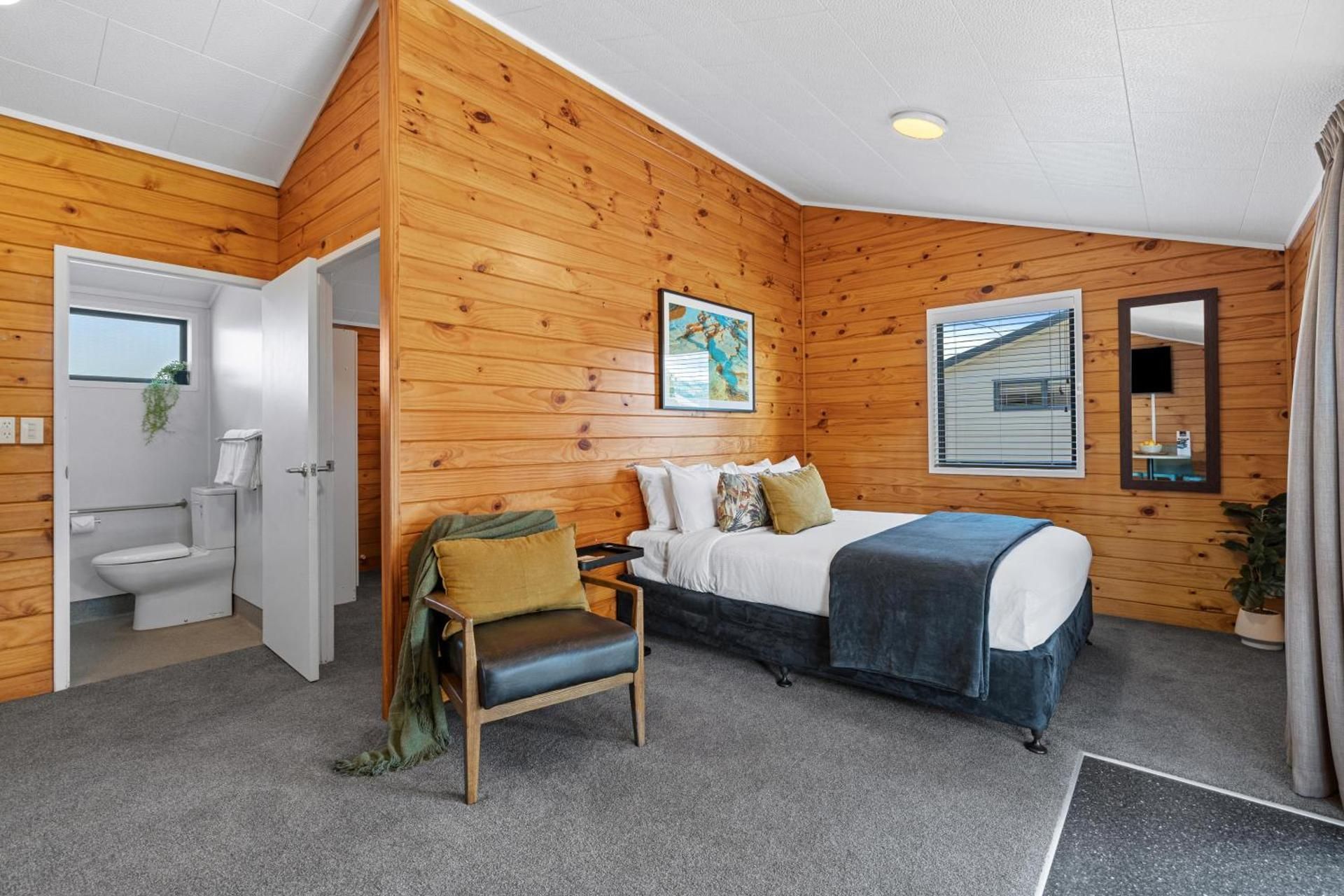Tasman Holiday Parks – Rotorua Motel One Bedroom