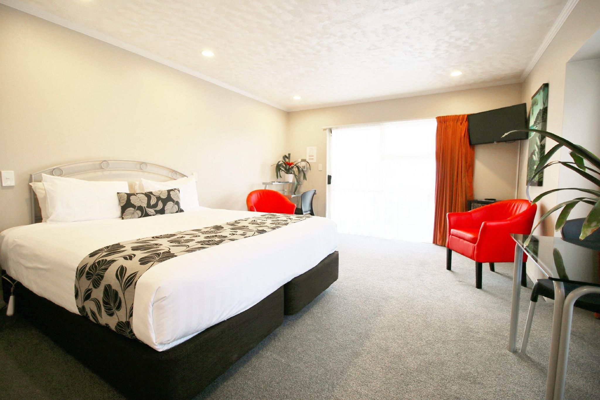 Capri on Fenton Executive Studio