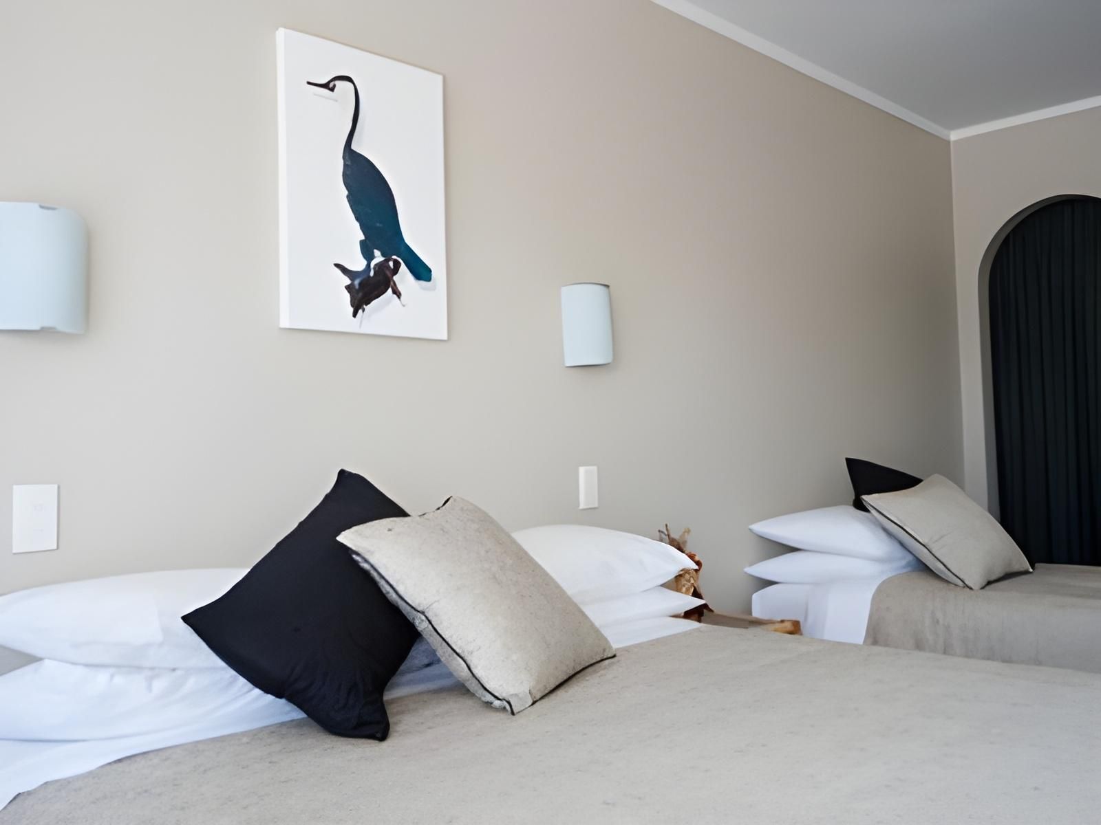 Standard Twin Studio