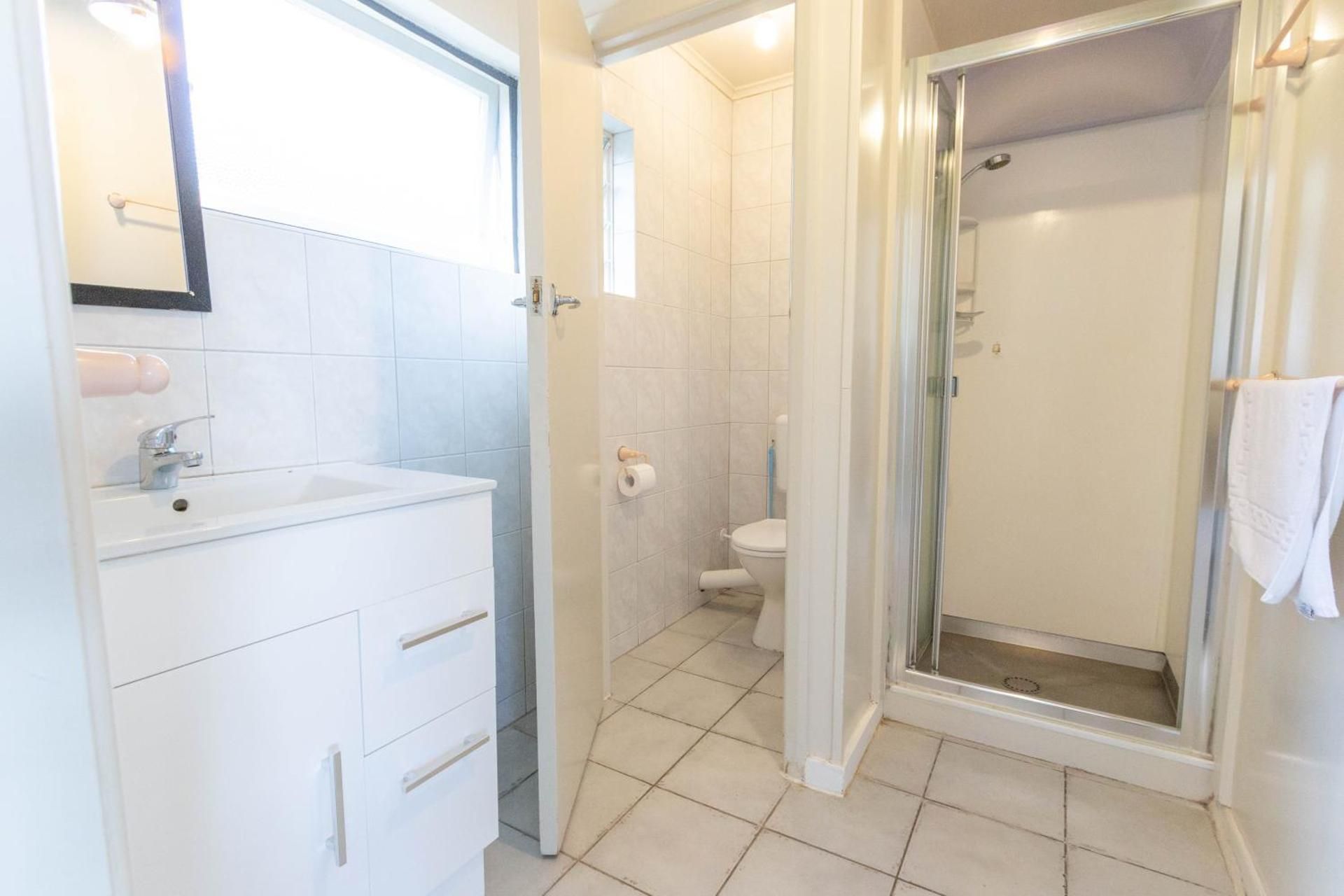 Two-Bedroom Apartment with Lake View