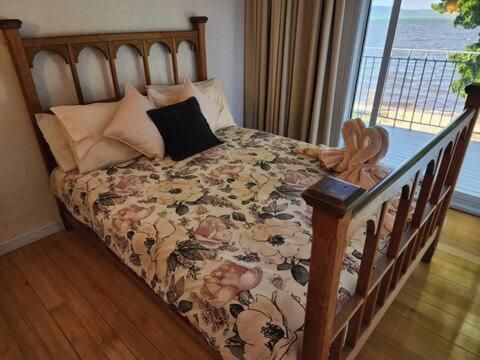 Lake view room with bathroom