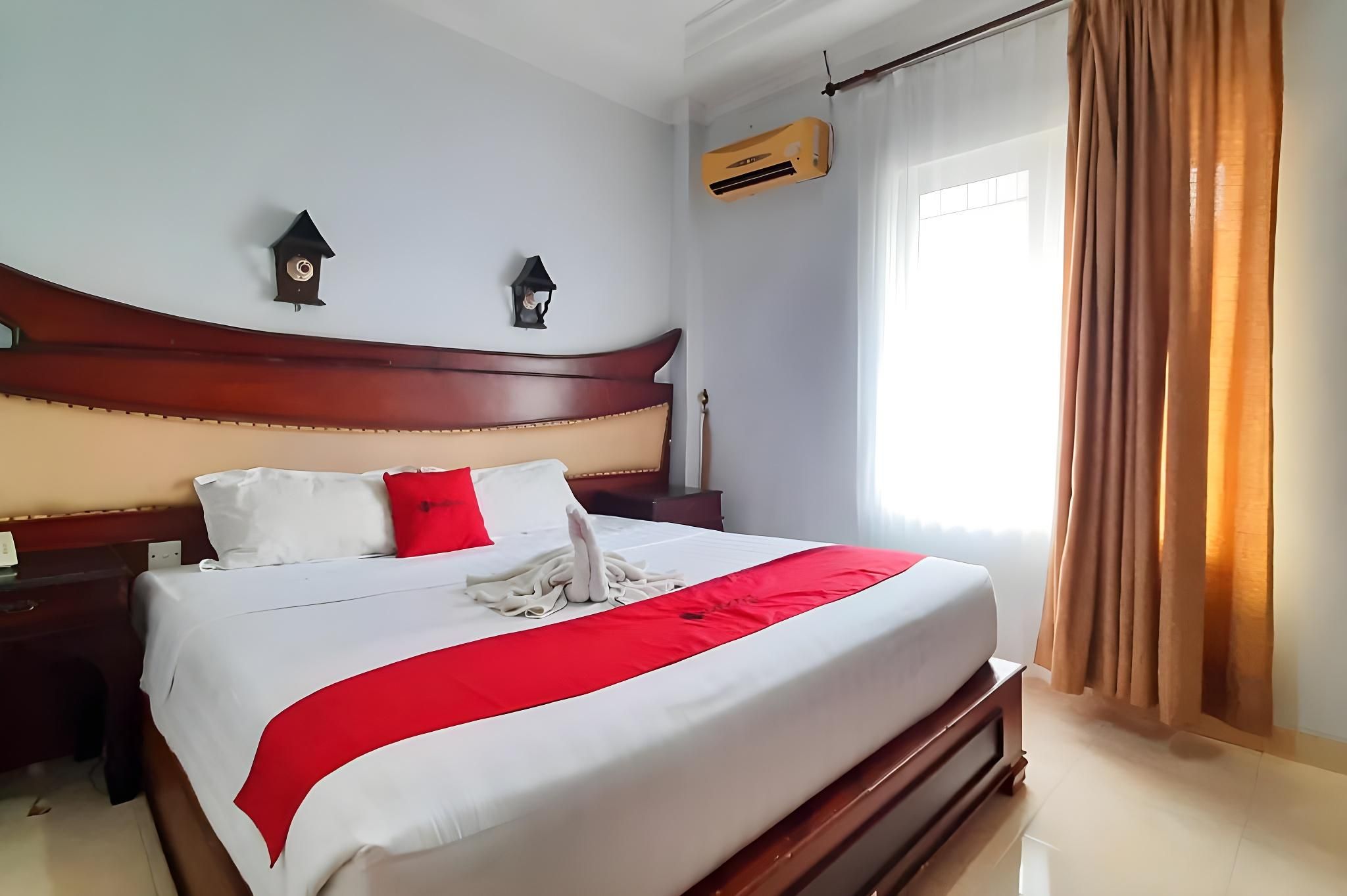 RedDoorz Room